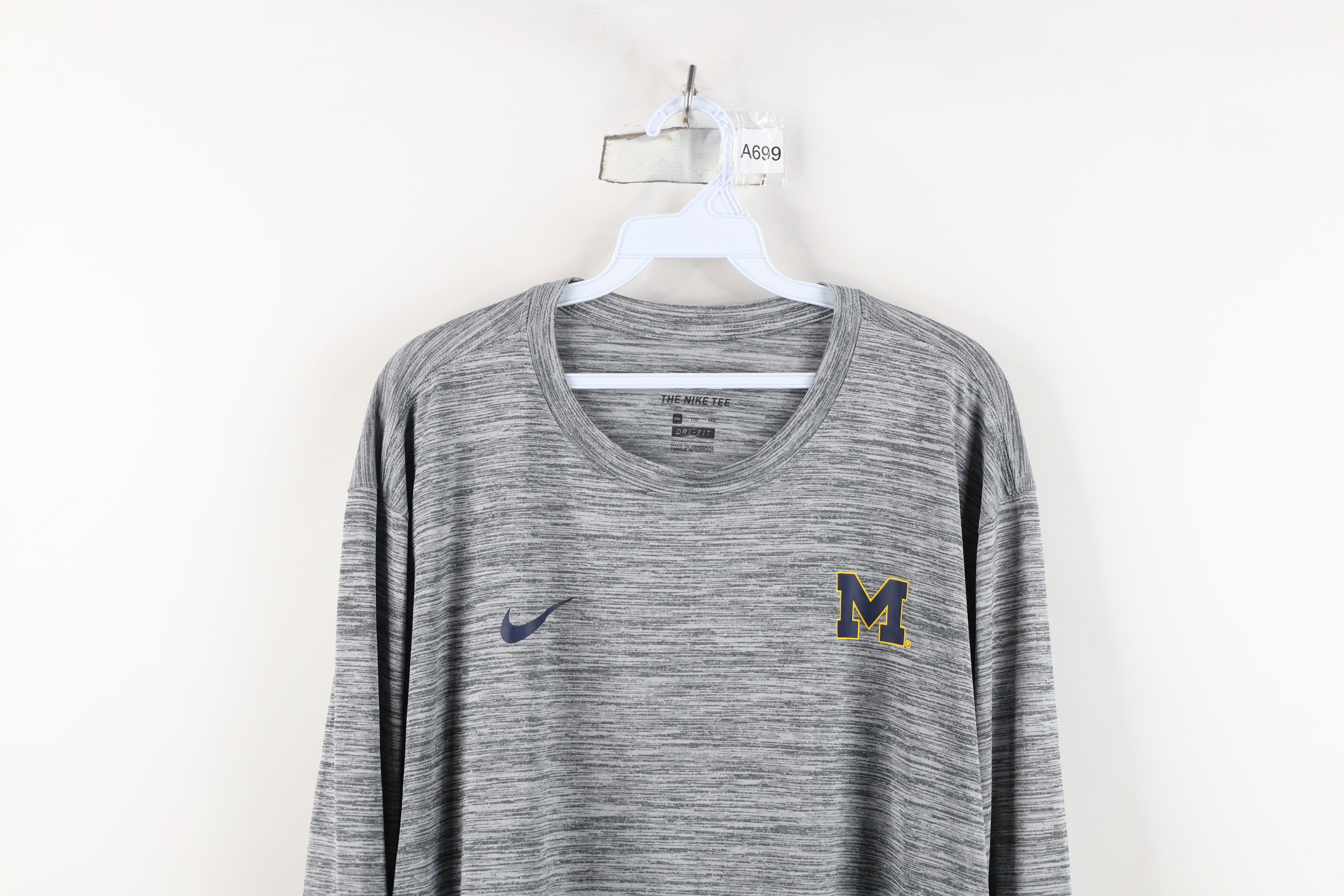 Nike Nike University of Michigan Block M Long Sleeve T-Shirt Gray Size US XXL / EU 58 / 5 - 2 Thumbnail