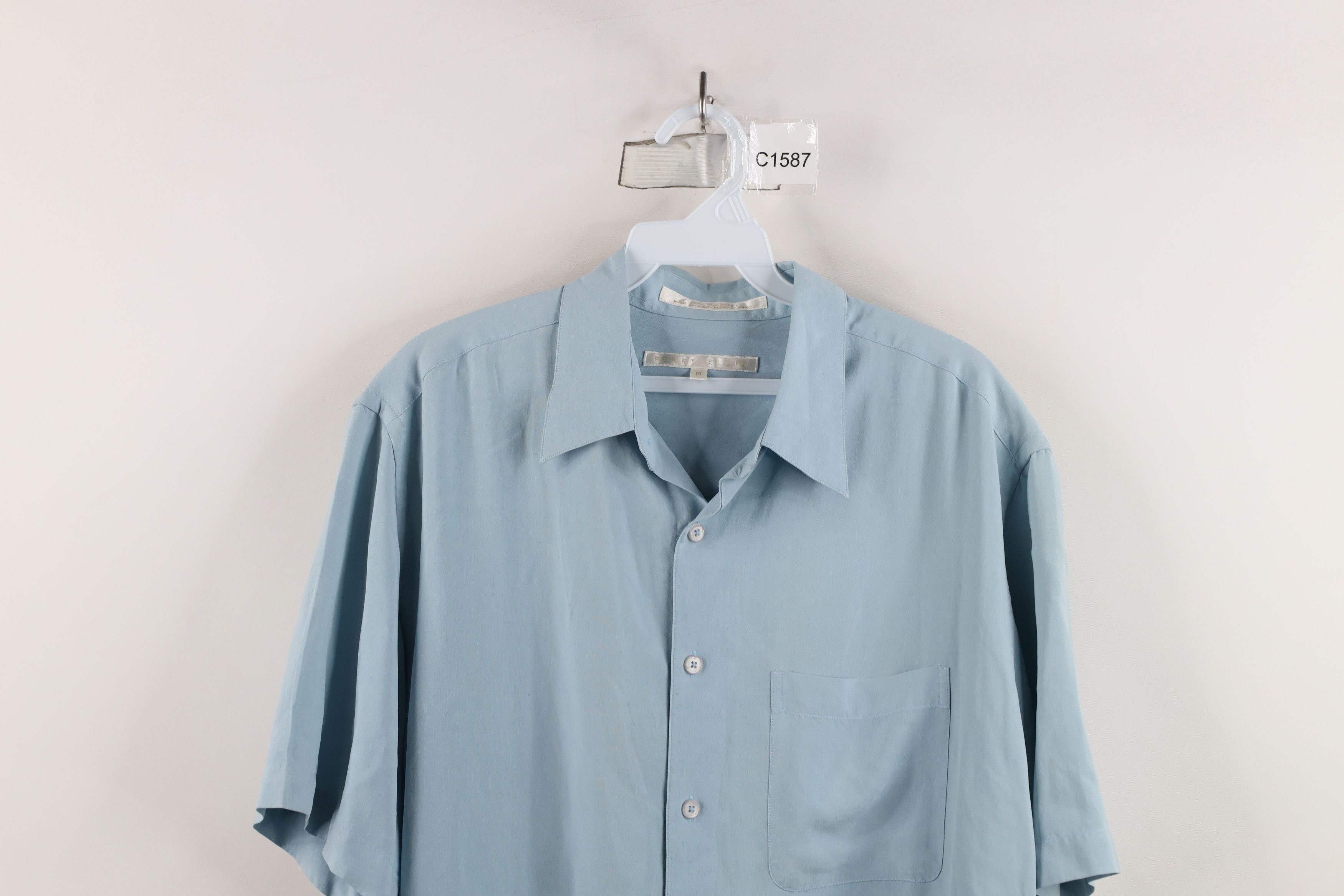 Vintage Vintage 90s Streetwear Baggy Silk Short Sleeve Button Shirt Size US M / EU 48-50 / 2 - 2 Thumbnail