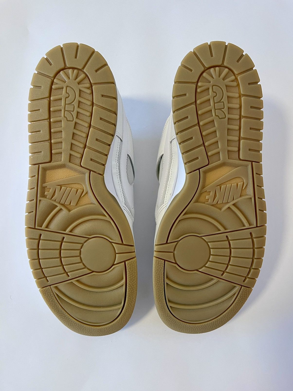Nike NIKE AIR DUNK JUMBO PHOTON DUST GUM LIGHT BROWN Size US 12 / EU 45 - 6 Thumbnail