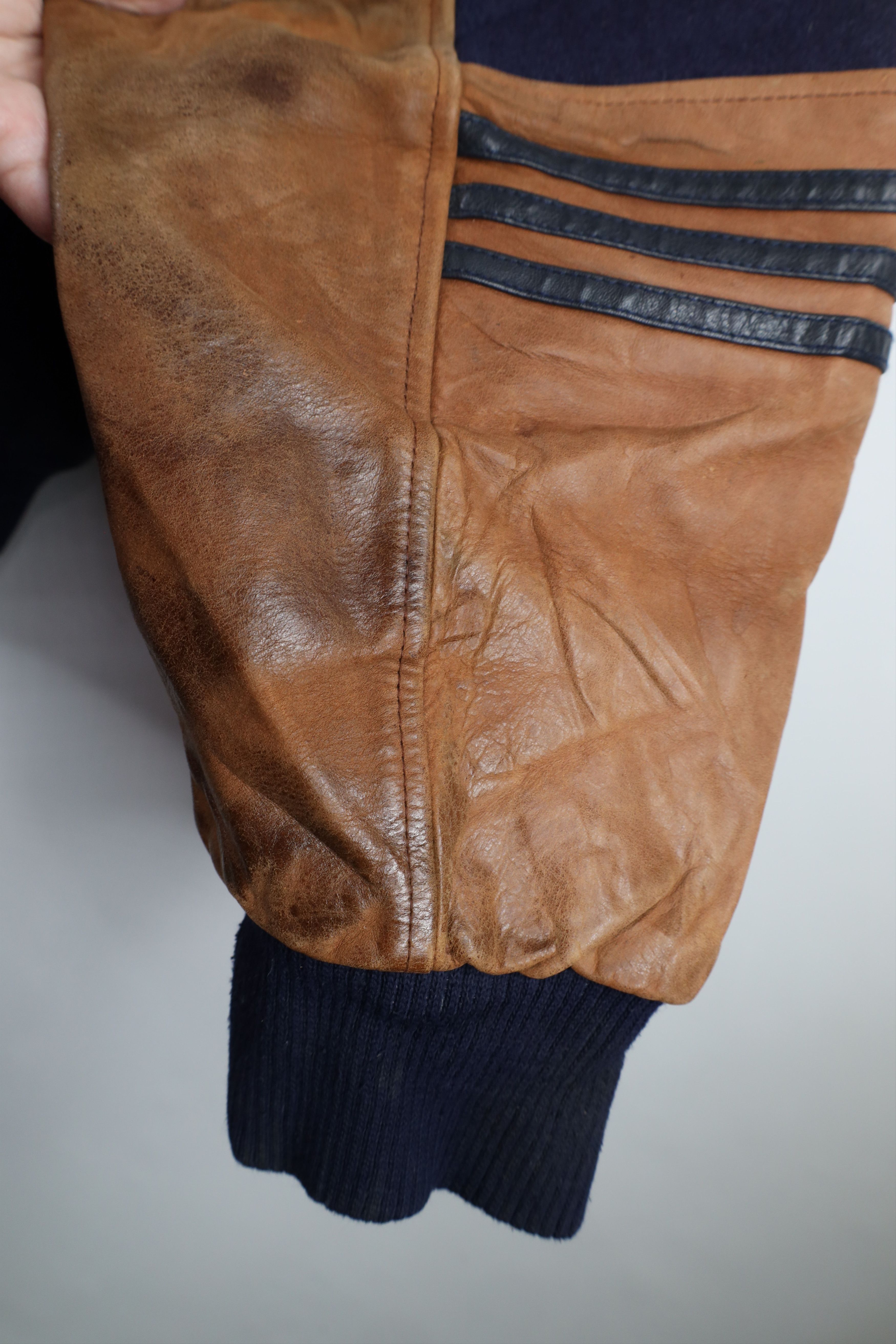 Vintage Vintage Adidas Dame University Wool Leather Varsity Jacket Size US L / EU 52-54 / 3 - 7 Thumbnail