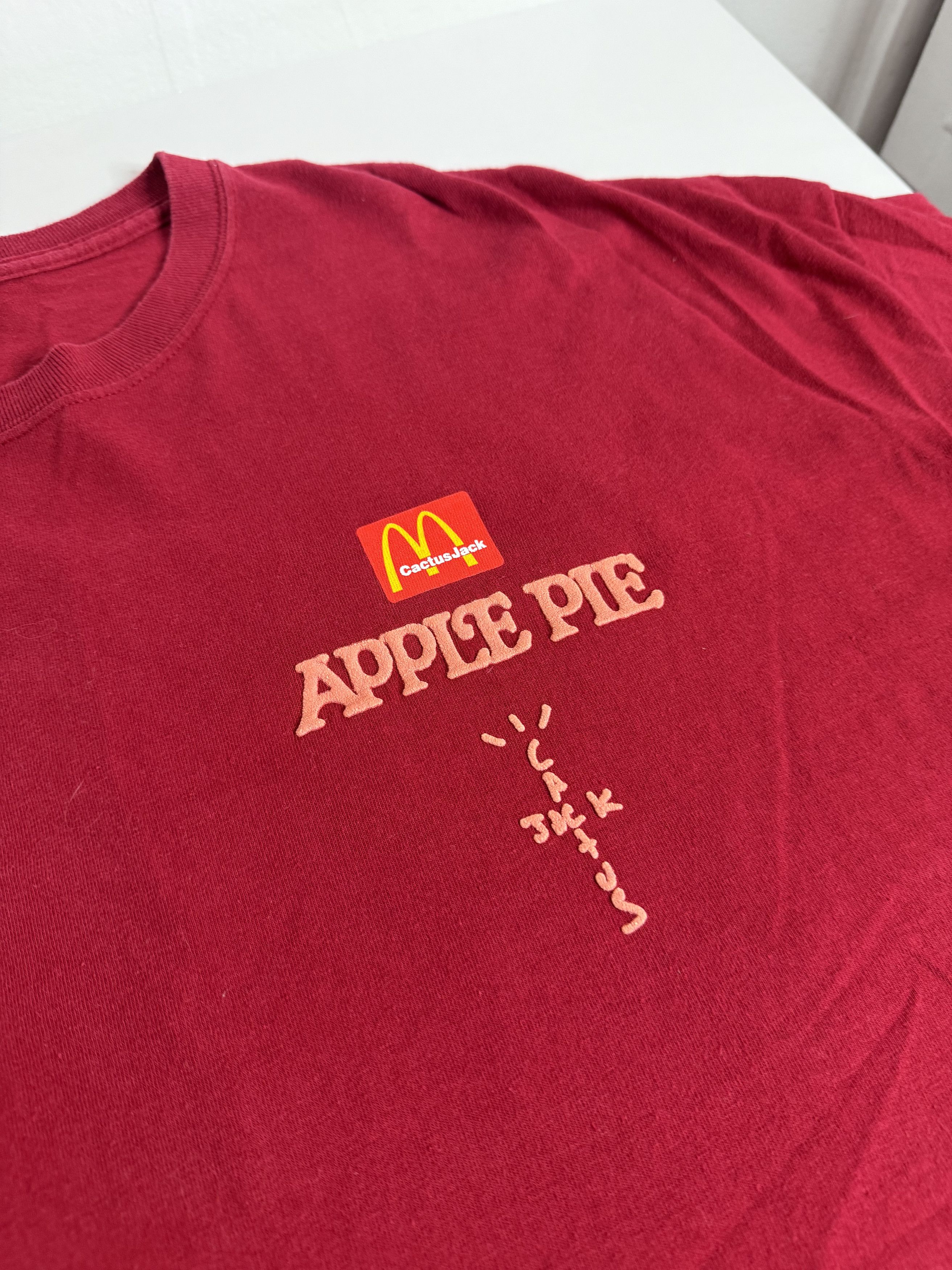 Travis Scott Travis Scott Apple Pie Tee "Burgundy" Size US XL / EU 56 / 4 - 2 Thumbnail