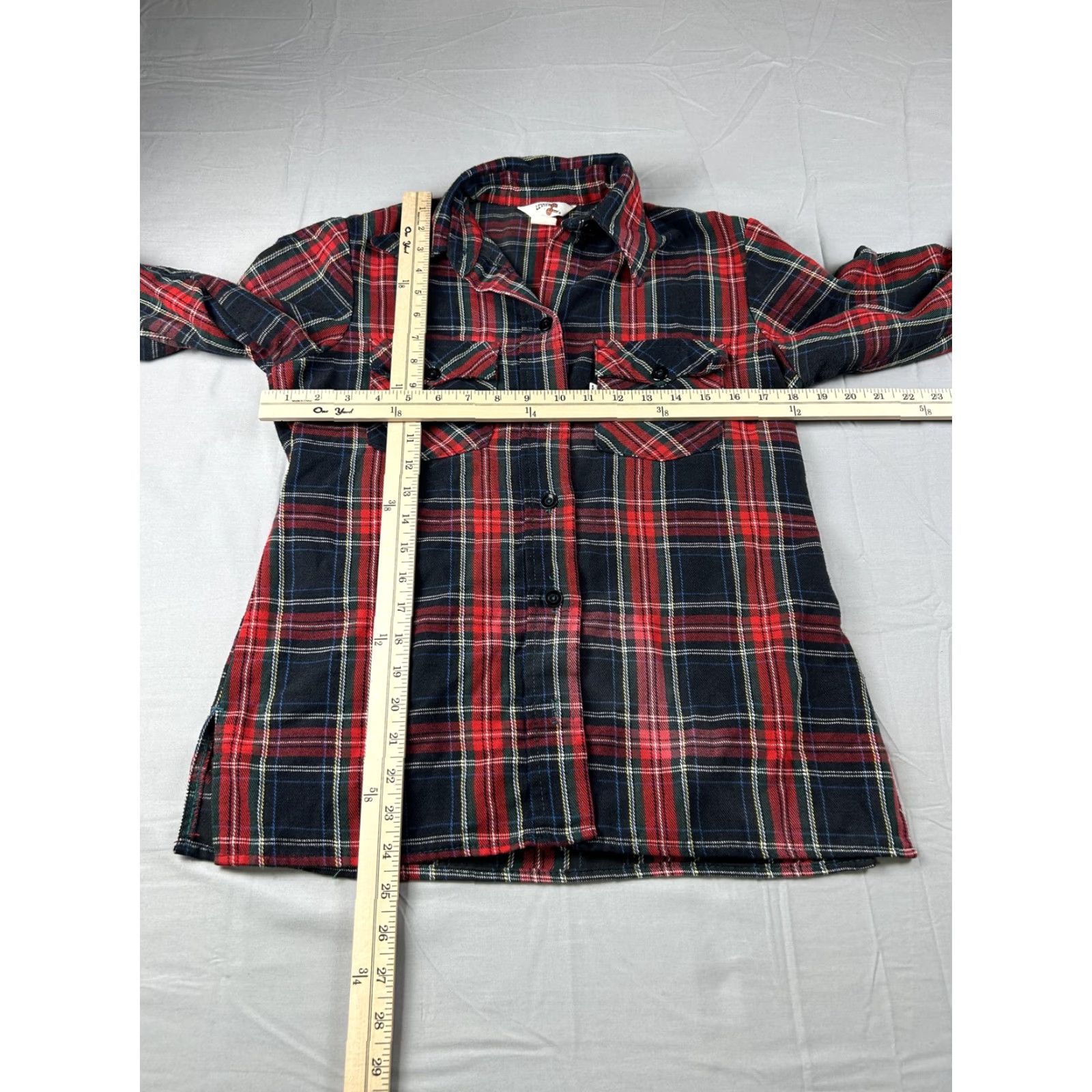 Levi's VINTAGE Levi's Flannel Shirt Mens XS Red Plaid Button-Up Long Sleeve Size XS Regular Size US XS / EU 42 / 0 - 4 Thumbnail