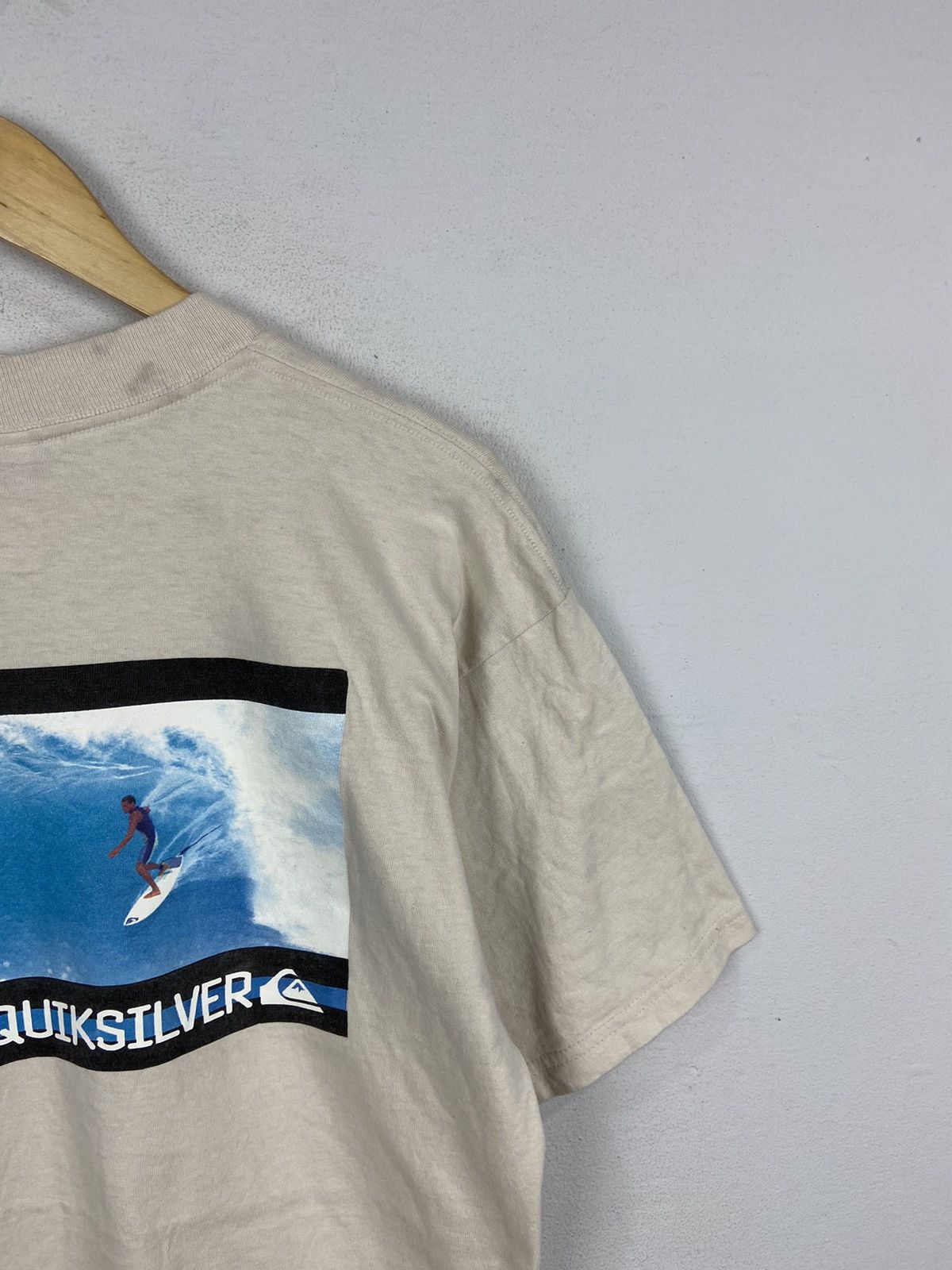 Quiksilver VINTAGE QUIKSILVER PHOTOPRINT GRAPHICS TEE Size US L / EU 52-54 / 3 - 3 Thumbnail
