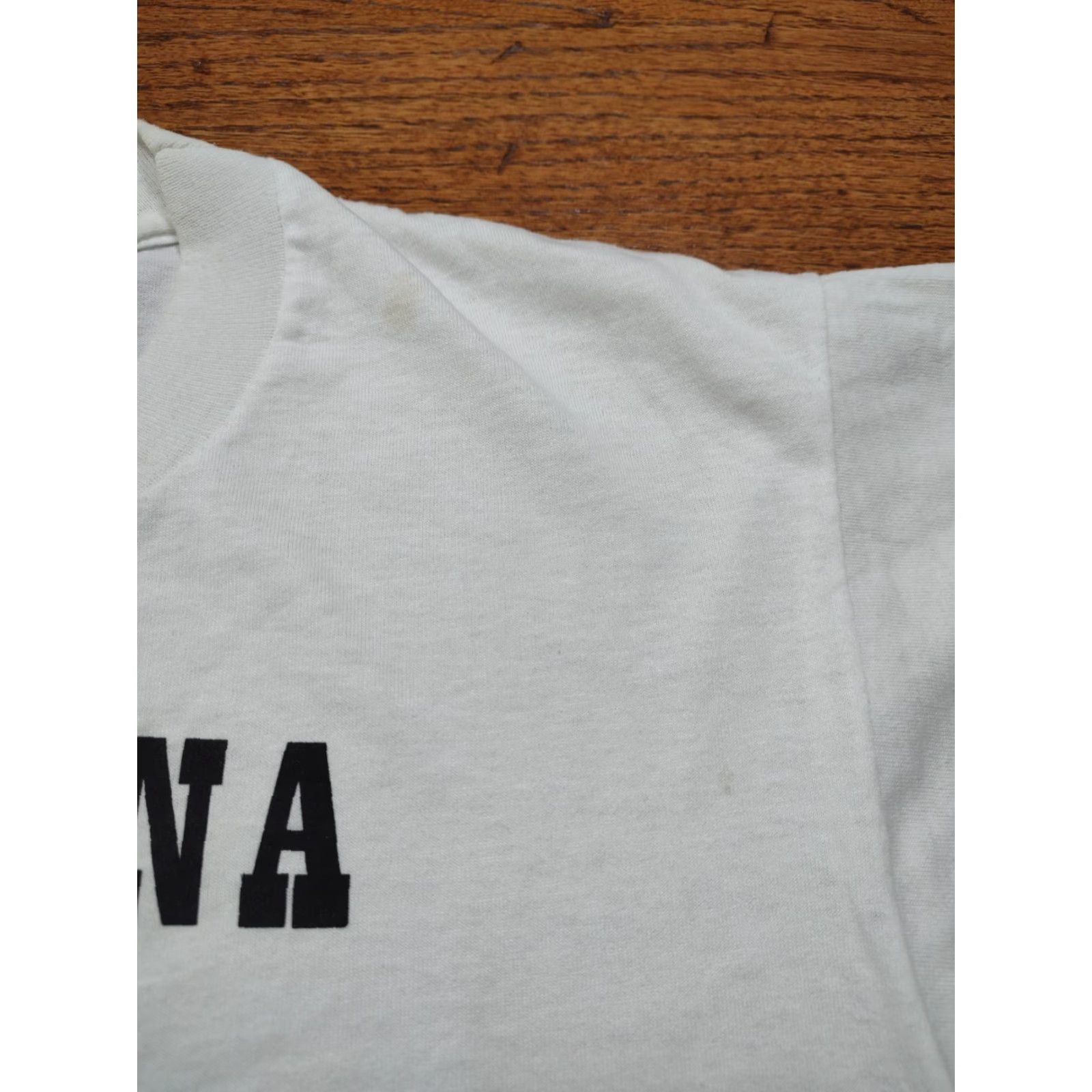 Vintage VINTAGE Montana T-Shirt Mens Medium Short Sleeve Crew Neck White 1991 90s Cowboy Nature Stitch Short Sleeve Shirt Size US M / EU 48-50 / 2 - 4 Thumbnail