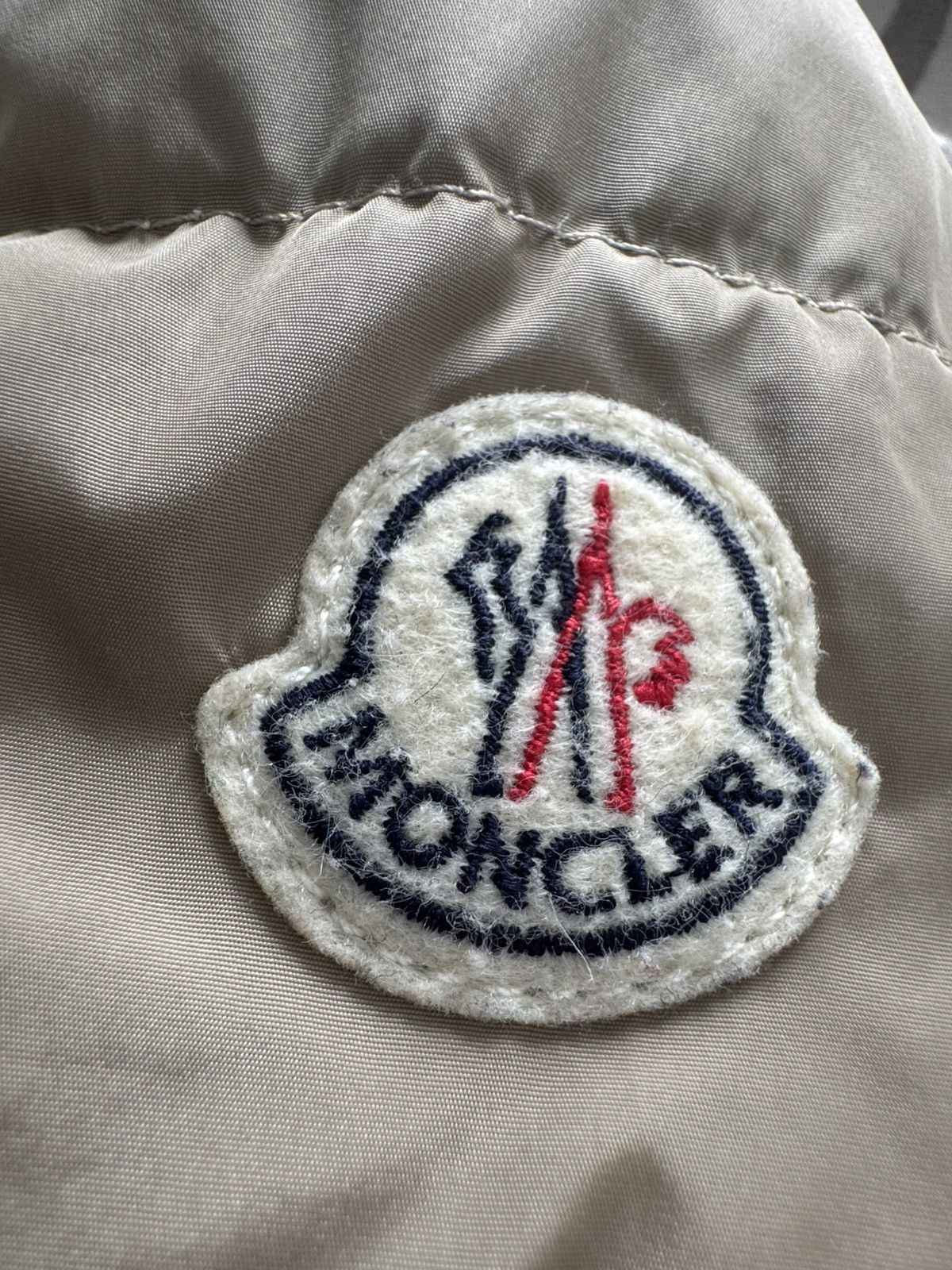 Moncler Moncler Millais puffer jacket Size US L / EU 52-54 / 3 - 21 Thumbnail