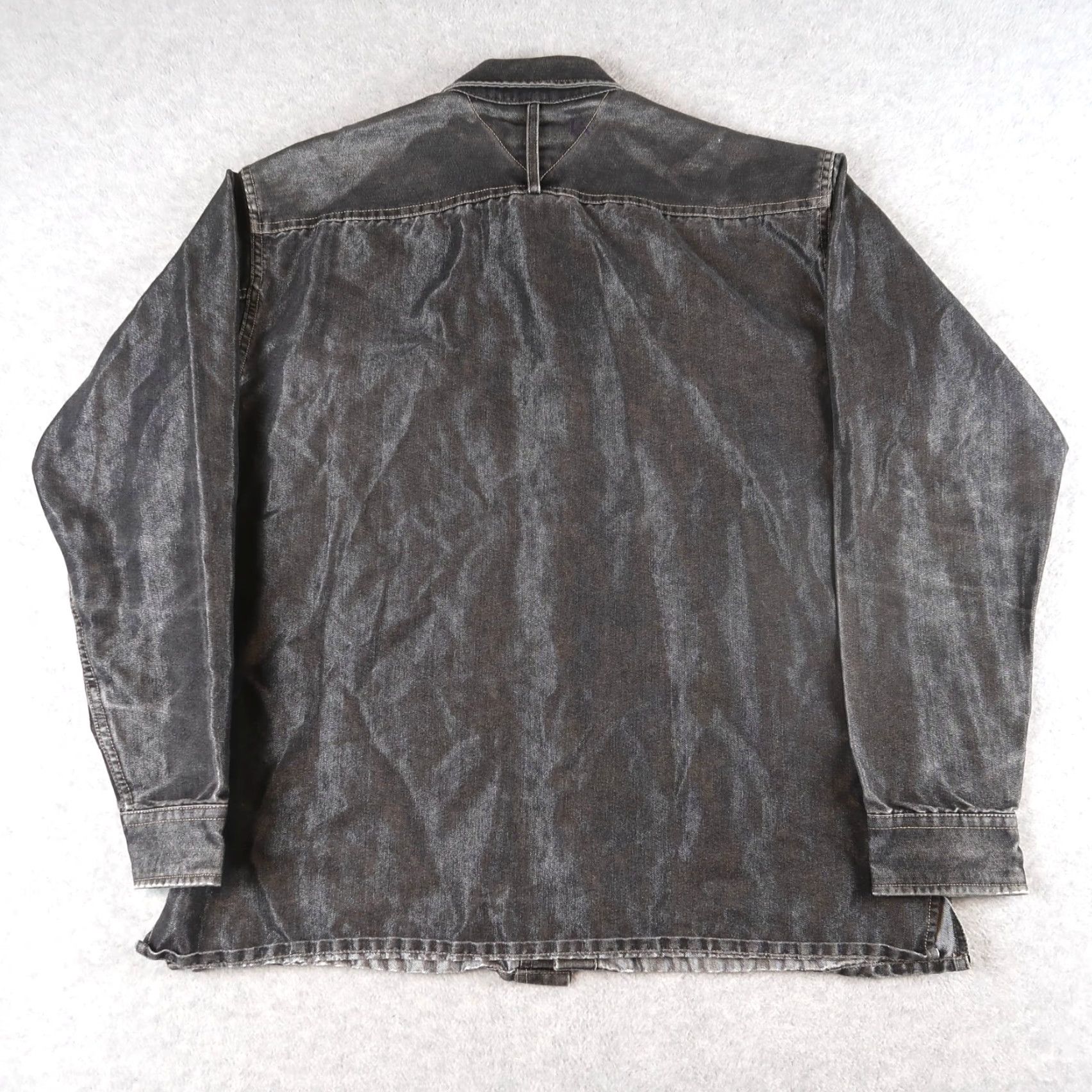 Tommy Hilfiger Vintage 90s Tommy Hilfiger Black Shiny Denim Men’s Long Sleeve Shirt Button M Size US M / EU 48-50 / 2 - 2 Thumbnail