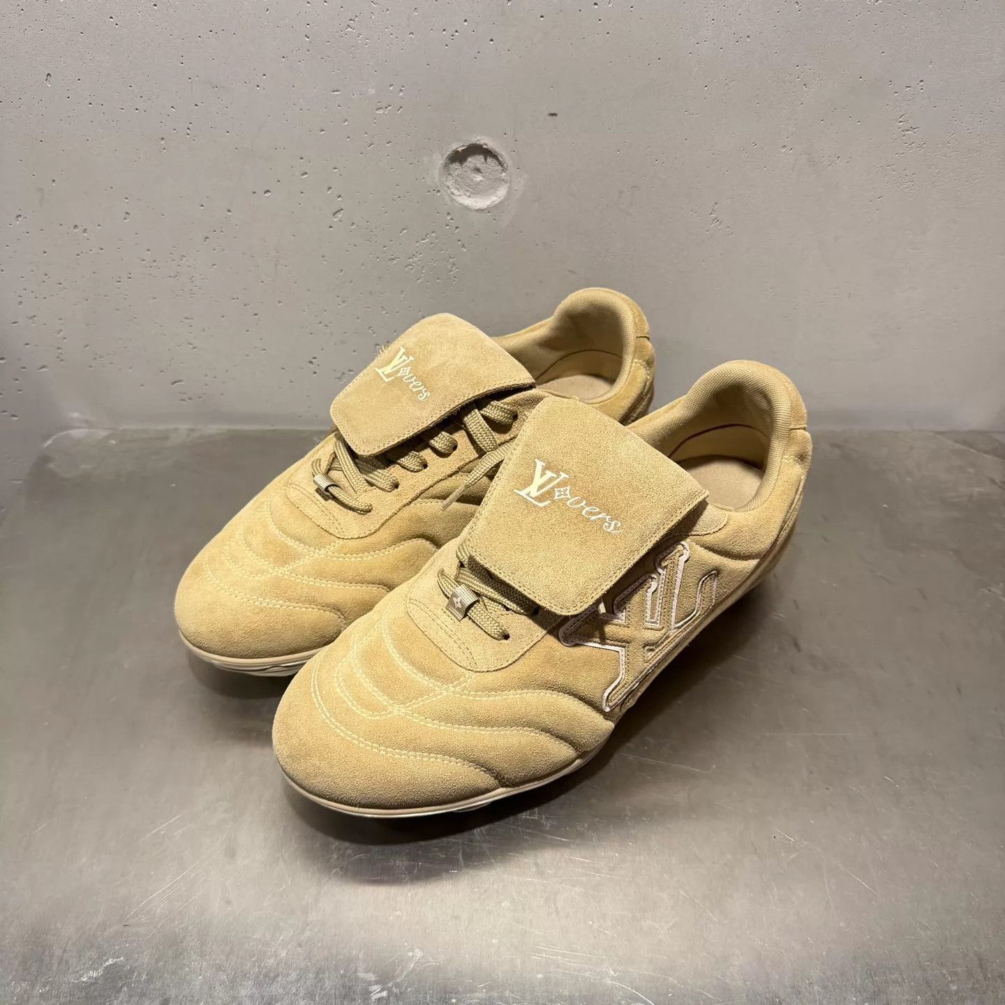 Louis Vuitton LV Footprint Soccer Cleats Brown Khaki 7(41) 99 New Size US 8 / EU 41 - 1 Thumbnail
