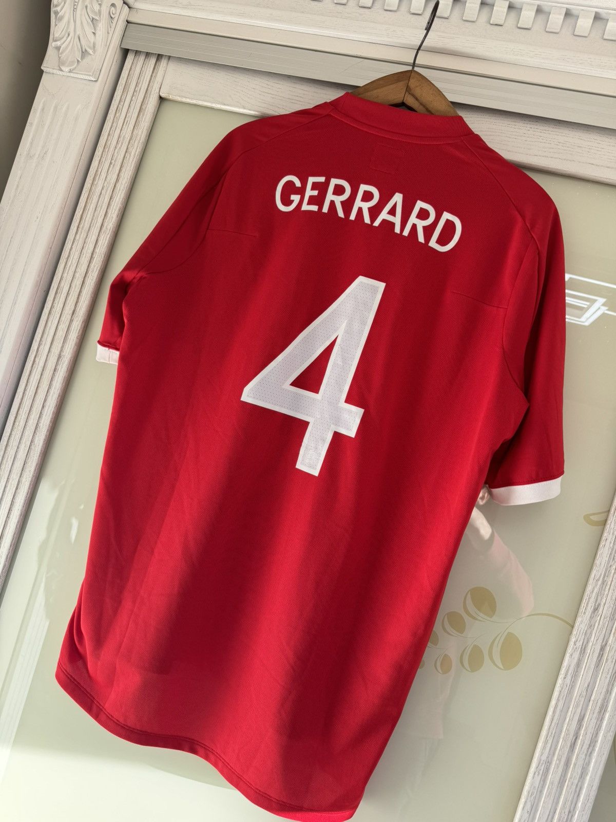 Umbro Gerrard #4 England 2010-2011 Away Soccer Jersey Football Kit Size US XL / EU 56 / 4 - 7 Thumbnail
