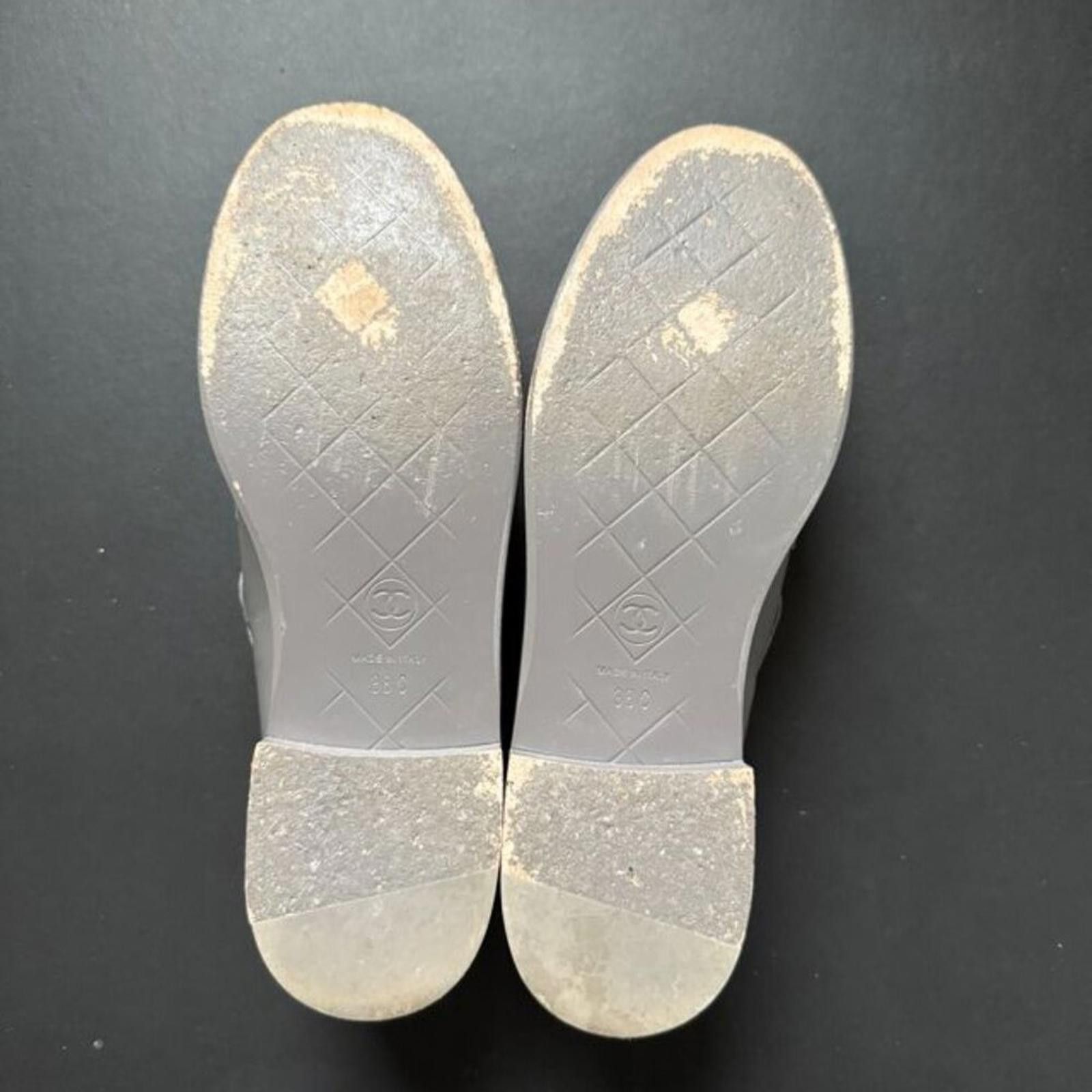 Chanel Turnlock Chanel Loafer in Grey Size US 8 / IT 38 - 6 Thumbnail