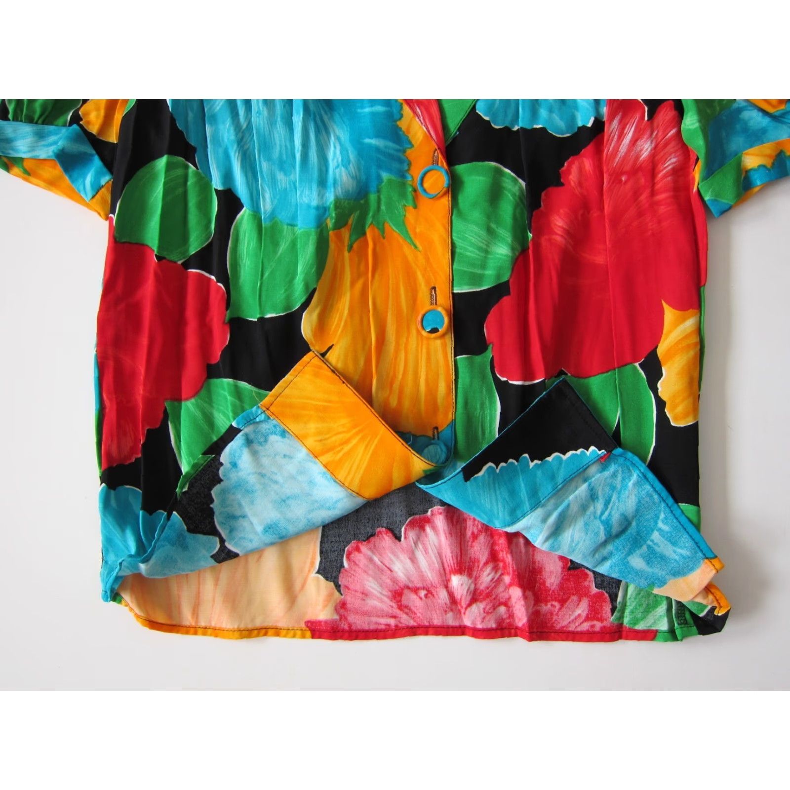 Vintage VINTAGE Carole Little Saint Tropez West Floral Blouse Short Sleeve Red S-M Womens Size S / US 4 / IT 40 - 7 Thumbnail
