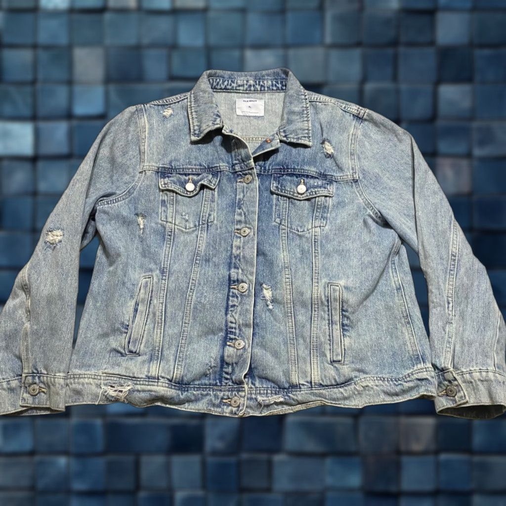 Old Navy VINTAGE Old Navy Womens XL Jean Jacket Blue Denim Button Up Trucker Pockets Distressed Size 40" / US 18 - 1 Thumbnail