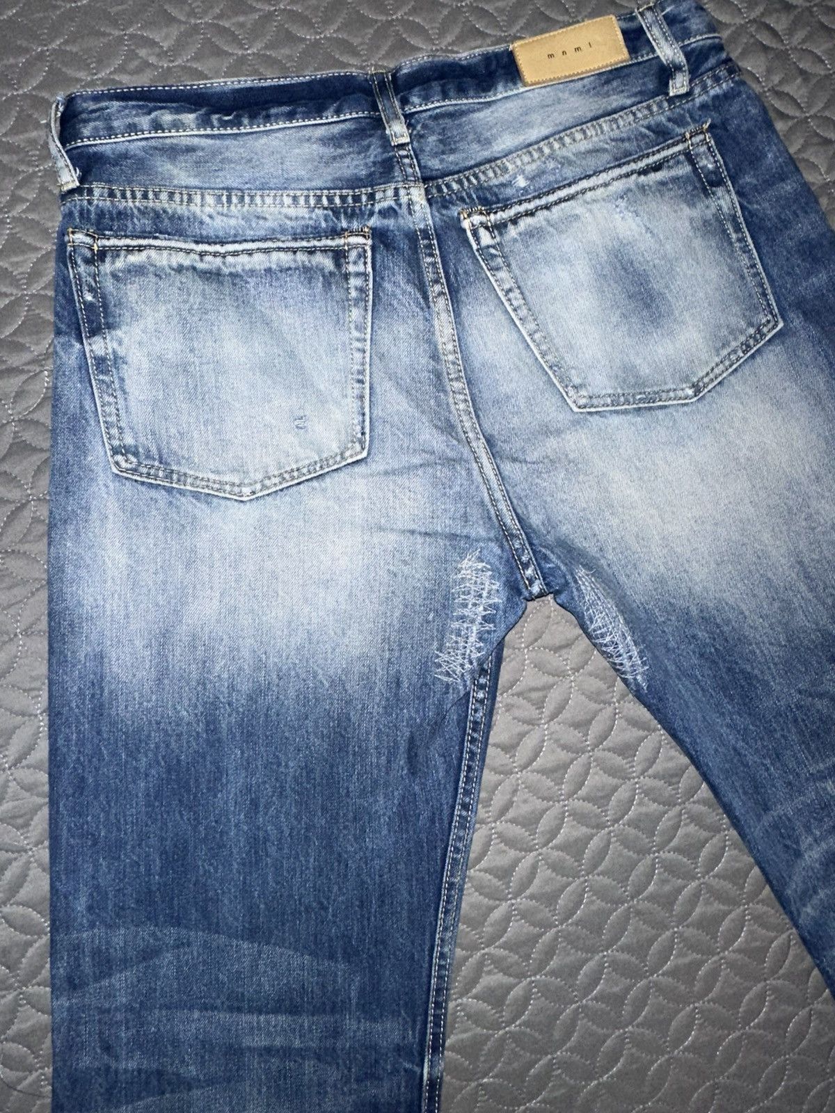 MNML MNML Distressed Straight Fit Light Wash Raw Hem Size 34 Size US 34 / EU 50 - 4 Thumbnail