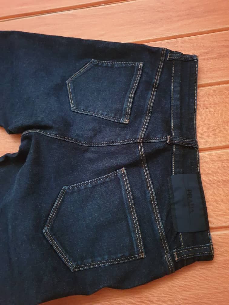 Prada Prada Made in ITALY blue colour jeans Size 27" / US 4 / IT 40 - 19 Thumbnail