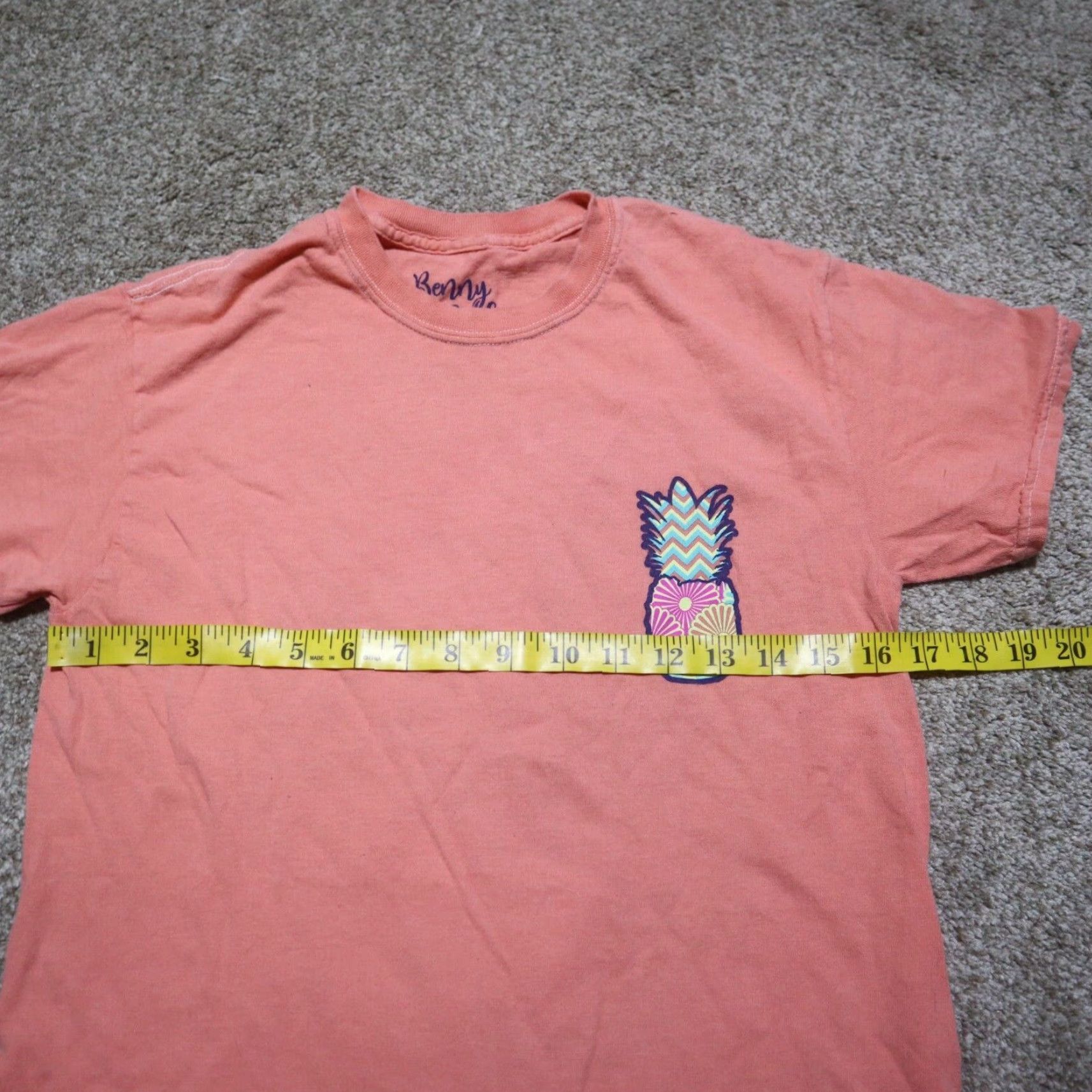Vintage VINTAGE Benny & Belle Pink Pineapple Graphic T-Shirt Women’s Small Casual Summer 2020s Size S / US 4 / IT 40 - 4 Thumbnail