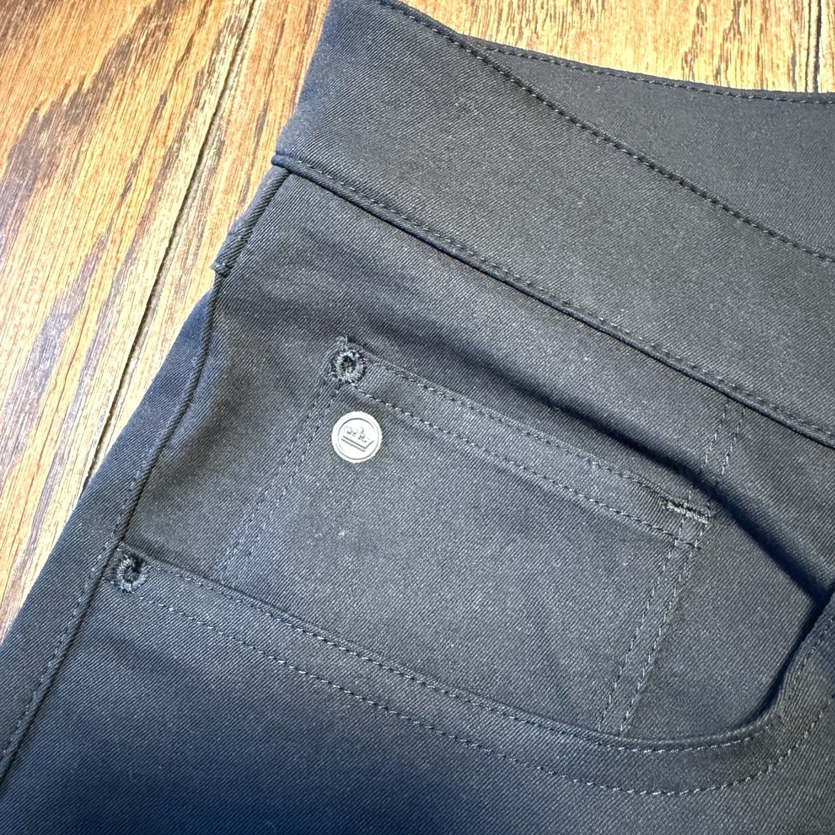 Peter Millar Peter Millar Crown Sport Men Pants Chino Golf Straight Leg Flat Front Black 35x30 Regular Men’s Black Golf Crown Sport Pants Size US 35 - 5 Thumbnail