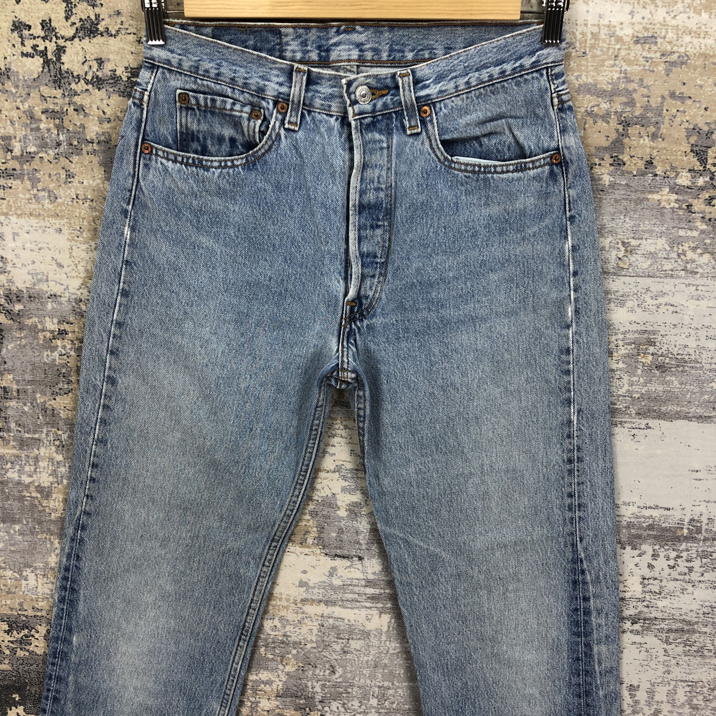 Jean Vintage 90s Distressed Levis 501 Jeans Levi's Faded Denim Size 28" / US 6 / IT 42 - 3 Thumbnail