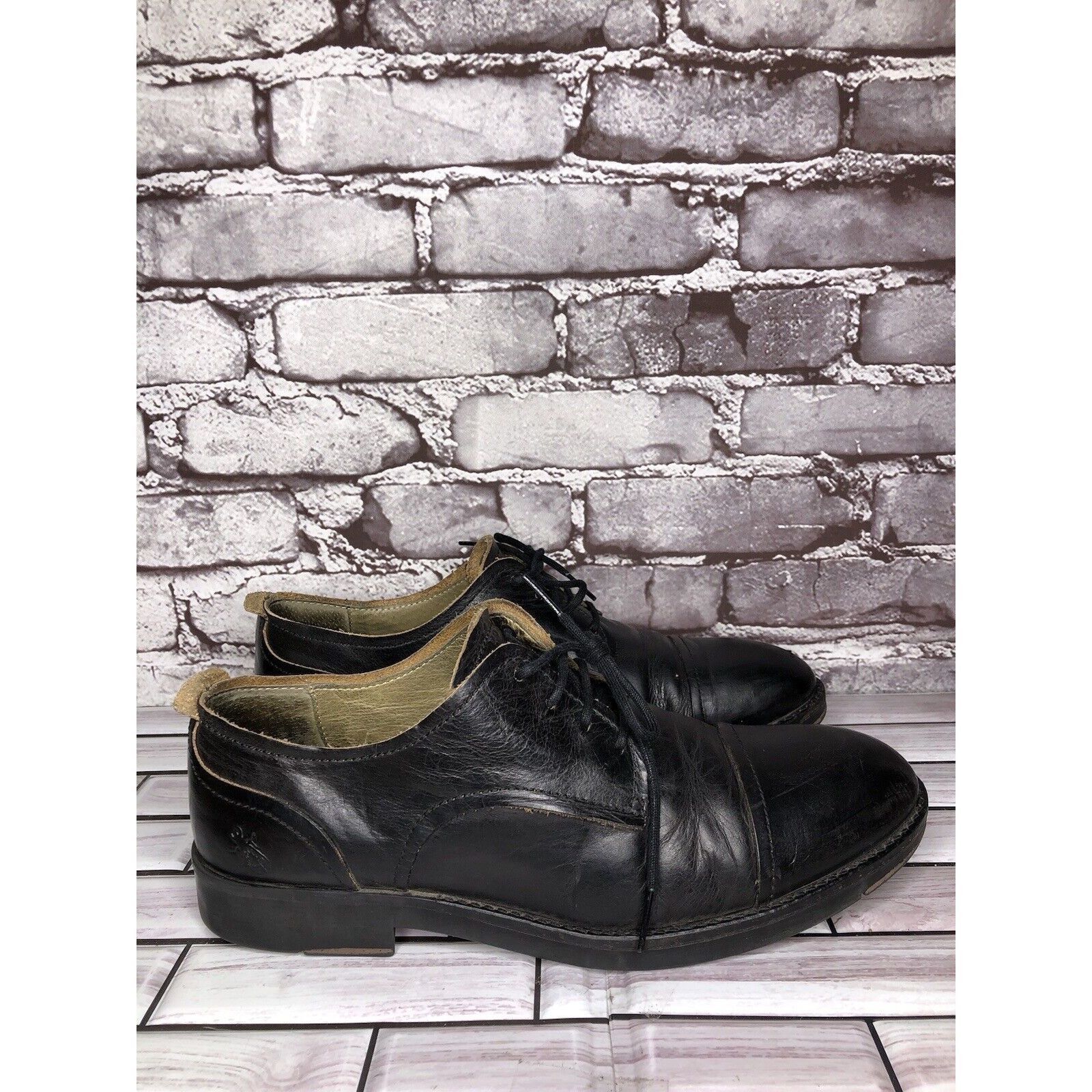 Fly London Fly London Black Leather Cap Toe Comfort Lace Up Oxfords Sho Size US 10 / EU 43 - 18 Thumbnail
