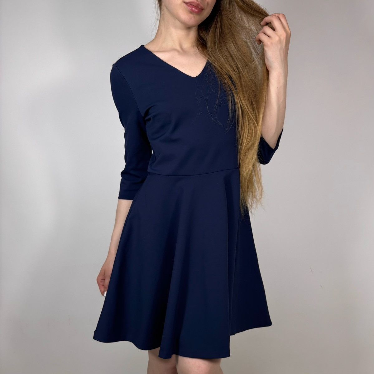 Diane von Furstenberg Diane Von Furstenberg Nylon Flared Mini Dress Luxury Style Size M / US 6-8 / IT 42-44 - 1 Thumbnail