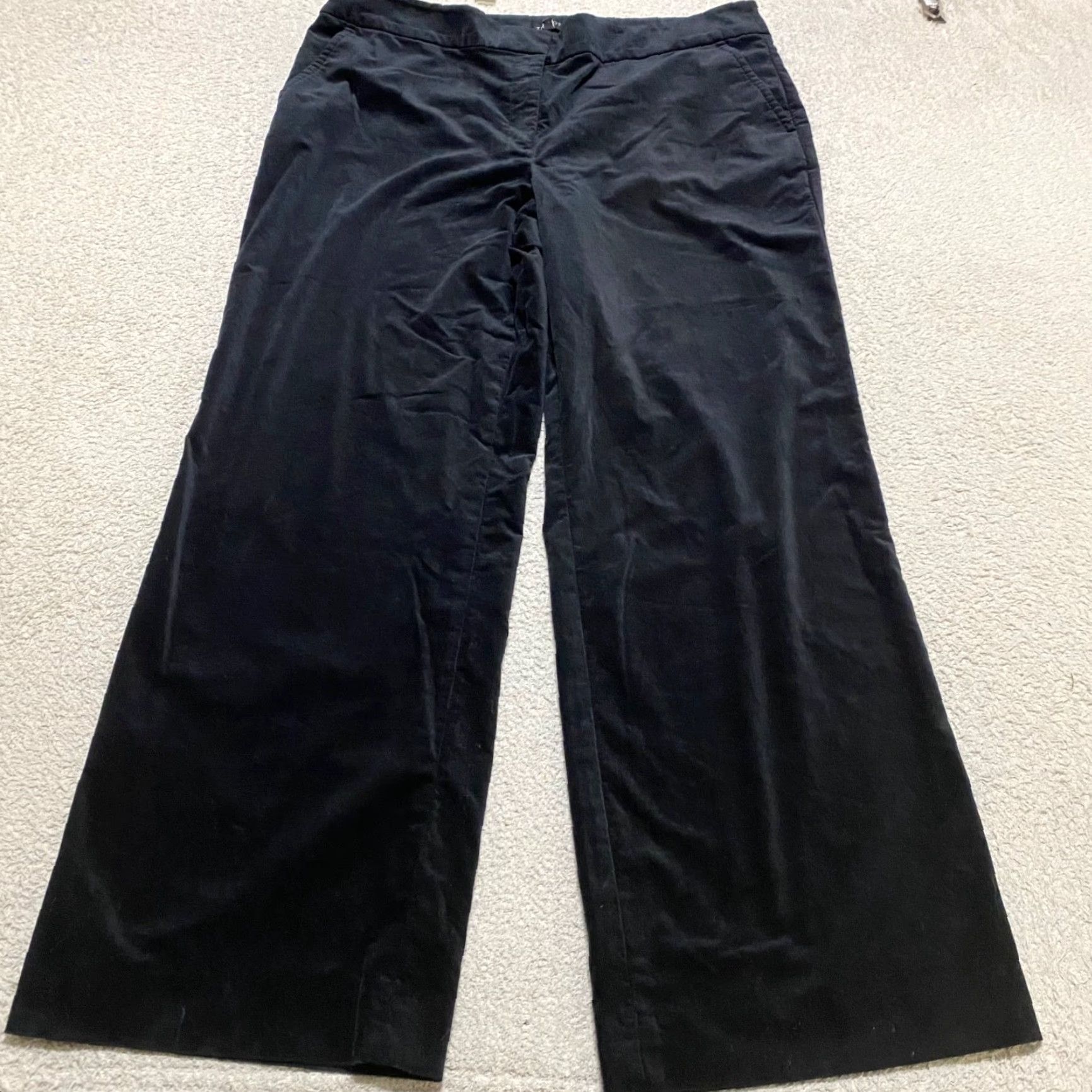 Talbots Talbots Womens 16W Pants Black Velvet High Rise Wide Leg Straight Inseam 31in Plus Body Size 38" / US 16 / IT 52 - 2 Thumbnail