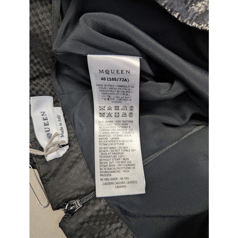 Alexander McQueen o1rshd1 Tarpaulin Pencil Midi Skirt in Black Size 27" / US 4 / IT 40 - 16 Thumbnail