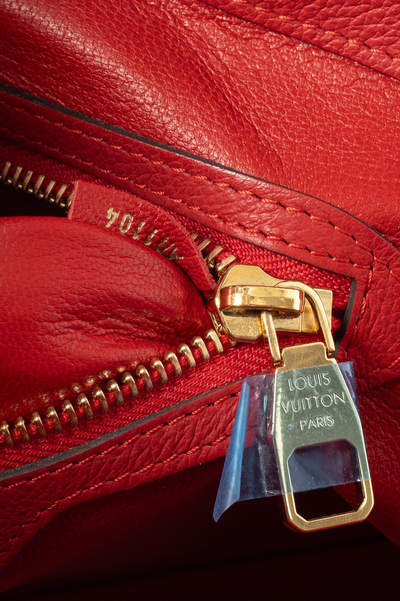 Louis Vuitton Louis Vuitton Majestueux PM Red Monogram Exotique Tote Size ONE SIZE - 16 Thumbnail