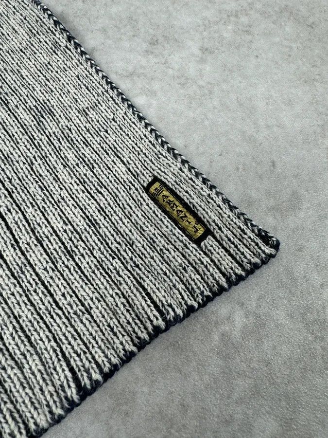 Armani 2000s Armani Scarf & Beanie White Painted Effect Set Size ONE SIZE - 7 Thumbnail