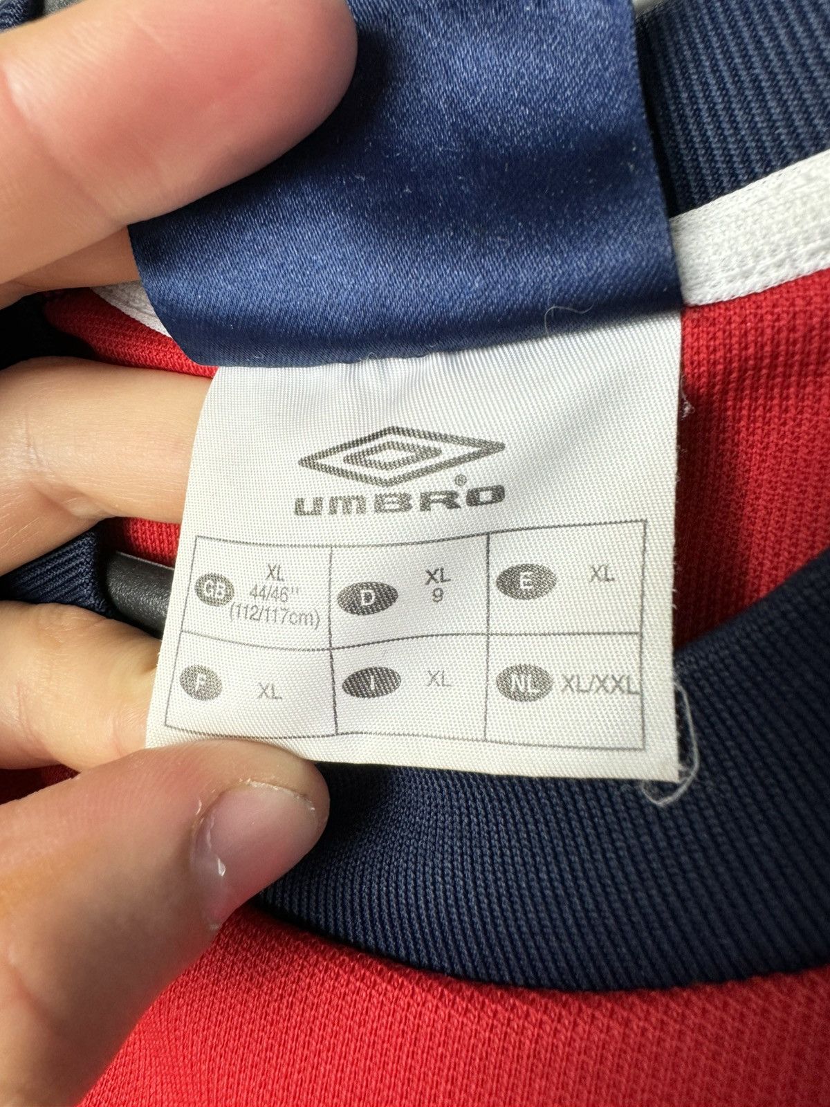 Umbro England 00s Training Football Shirt Soccer Jersey Umbro Size US XL / EU 56 / 4 - 9 Thumbnail