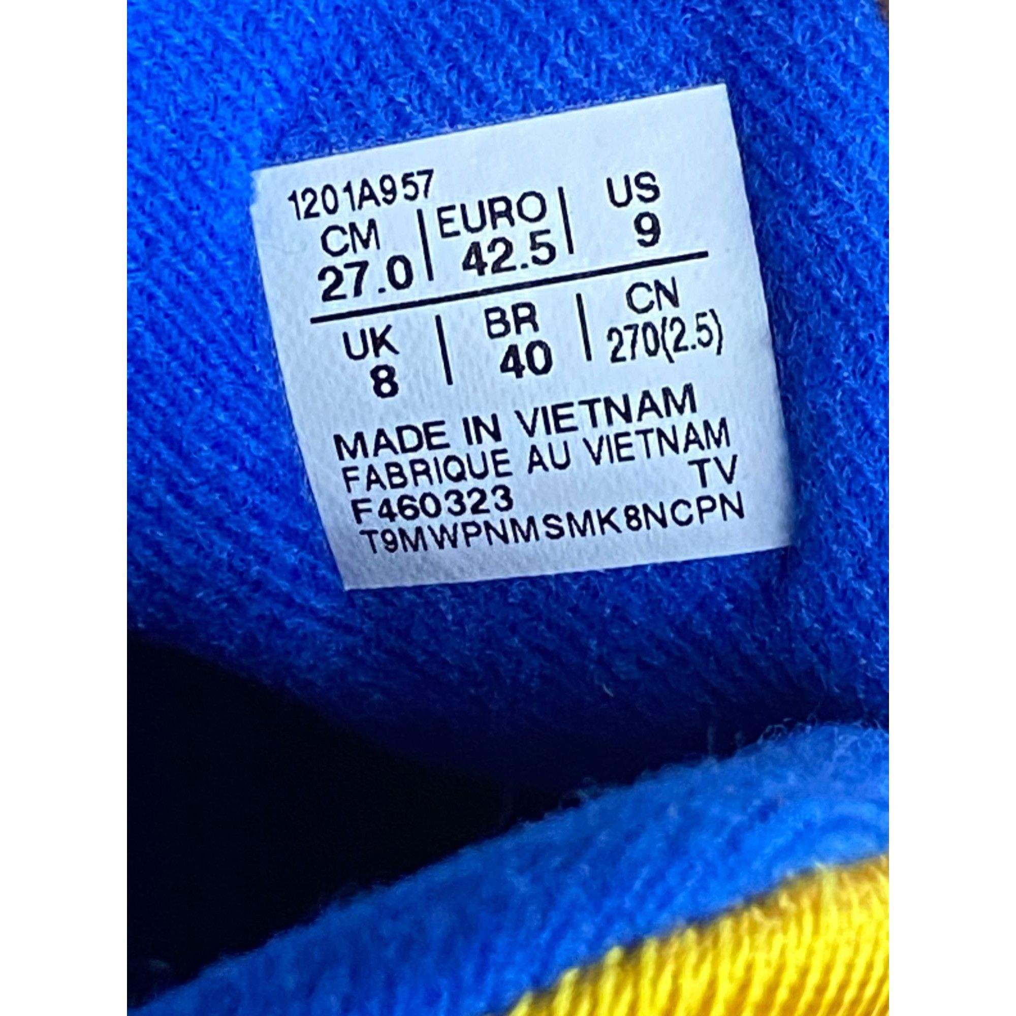 Asics × Kith × Marvel Comics ASICS GEL LYTE 3 X KITH X MARVEL REMASTERD WOLVERINE 1975 SZ Size US 9 / EU 42 - 8 Thumbnail