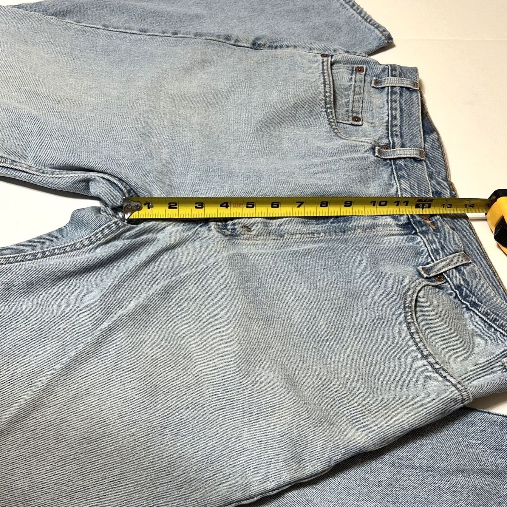 Levi's VINTAGE Levi's 505 Jeans Mens 36x30 Light Wash Straight 5-Pocket Denim Cotton Blue Regular Jeans Mens Size US 36 / EU 52 - 4 Thumbnail