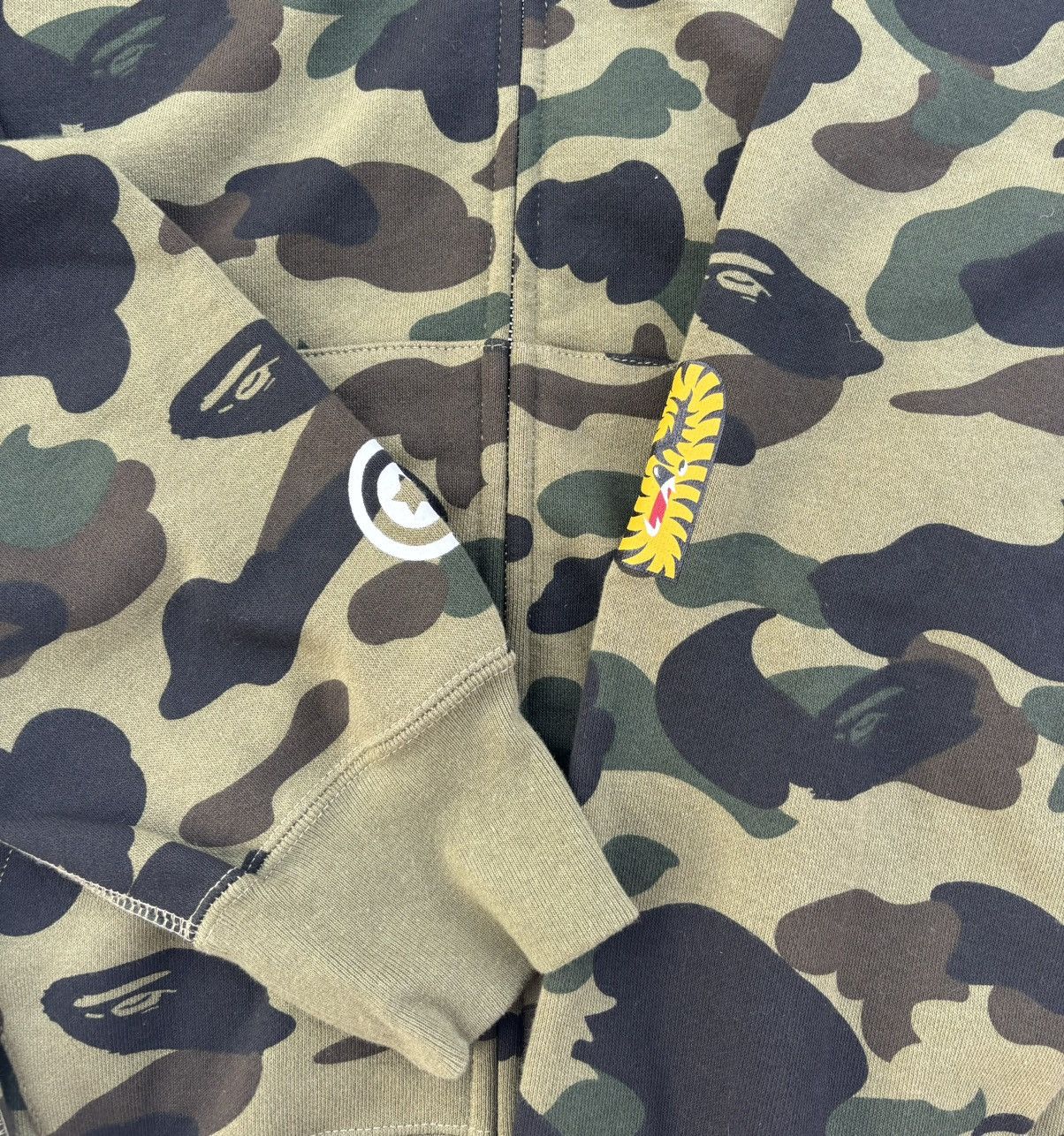 Bape Bape Green Camo ‘Ponr’ Shark Zip Hoodie Size US XL / EU 56 / 4 - 3 Thumbnail