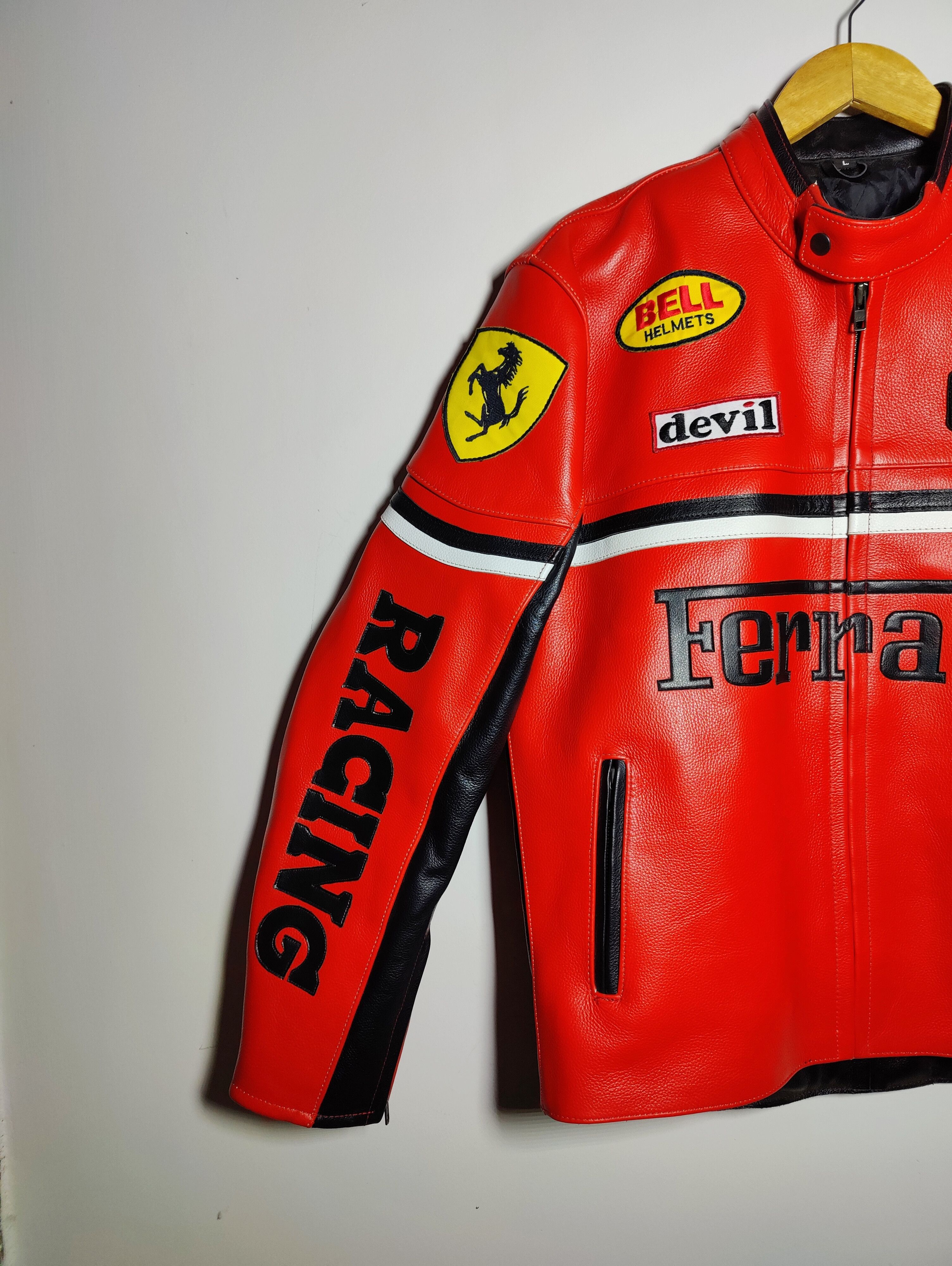 Formula 1 Ferrari 90s Racing Leather Jacket Streetwear Size US L / EU 52-54 / 3 - 7 Thumbnail