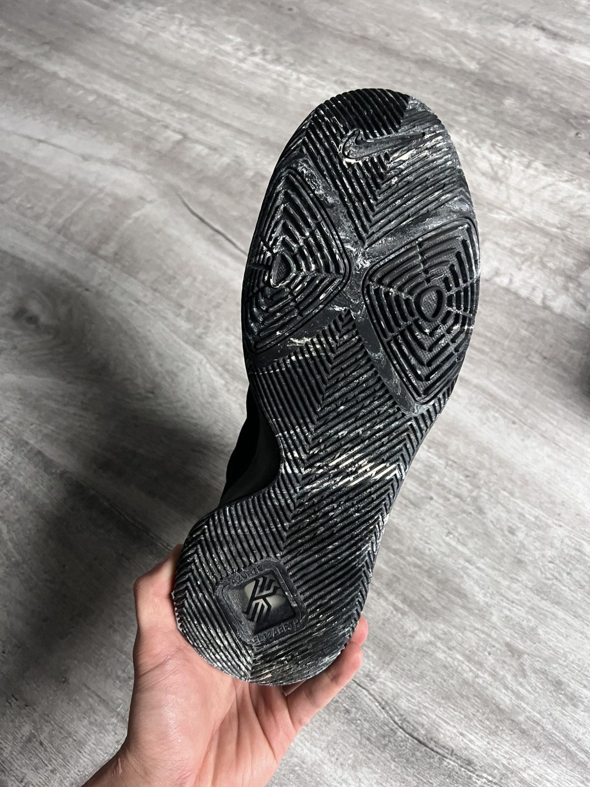 Nike Nike Kyrie 3 Black Marble Size US 12 / EU 45 - 13 Thumbnail