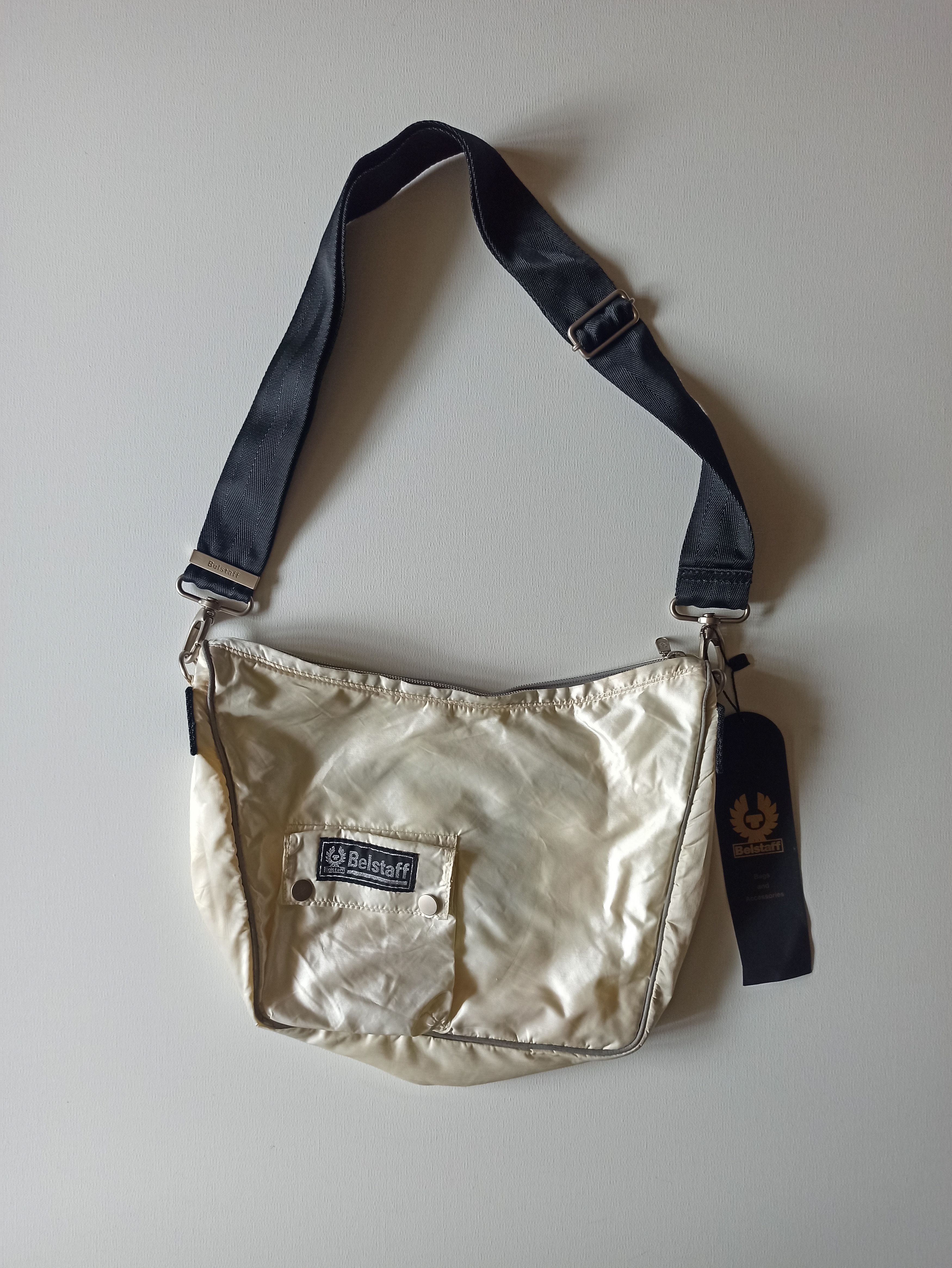 Belstaff Vintage Belstaff Shoulder Bag, Deadstock with Tags Size ONE SIZE - 1 Thumbnail