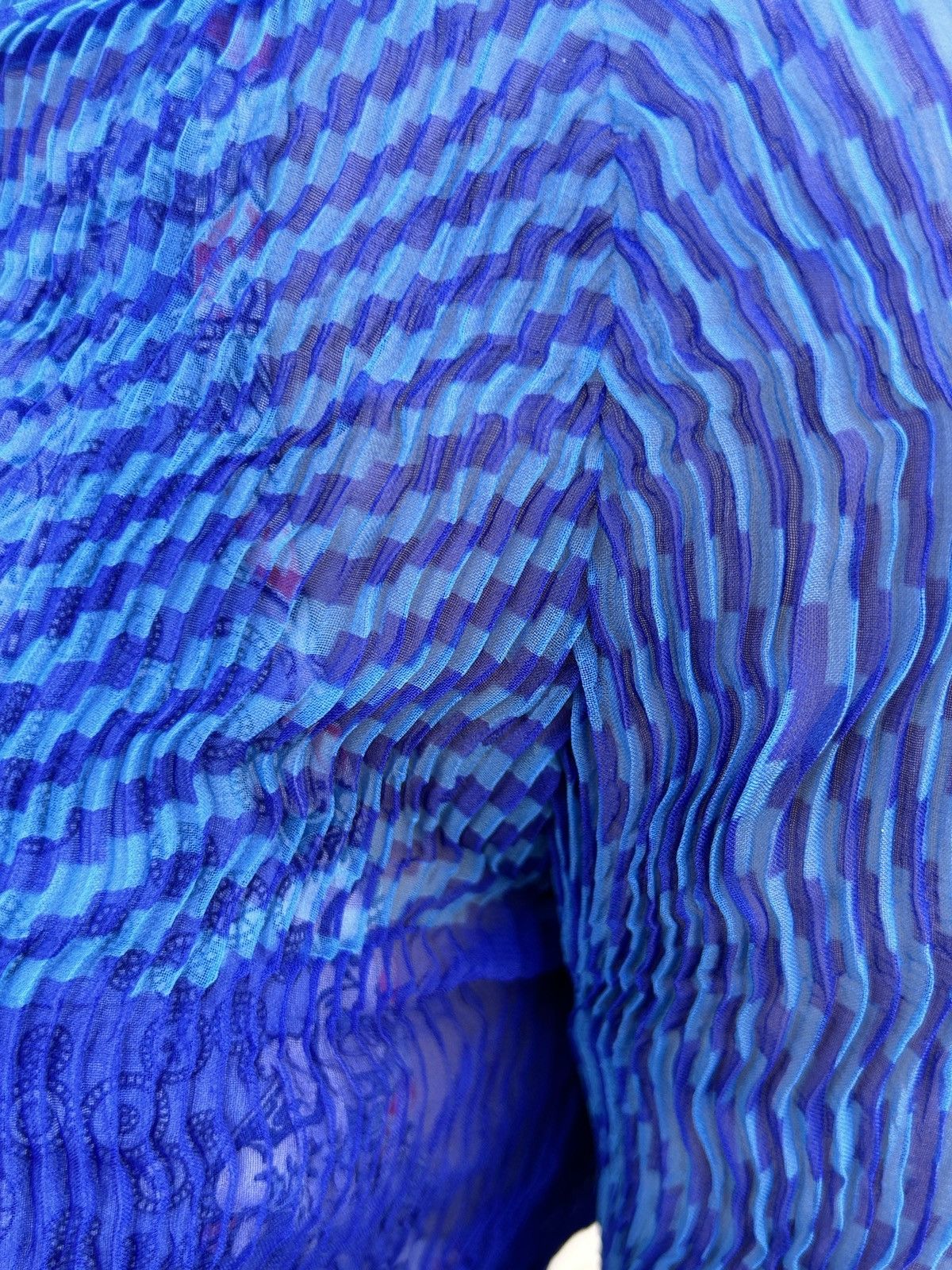 Issey Miyake Vintage Issey Miyake Pleats Pleated Ornament Long Sleeve Size M / US 6-8 / IT 42-44 - 4 Thumbnail
