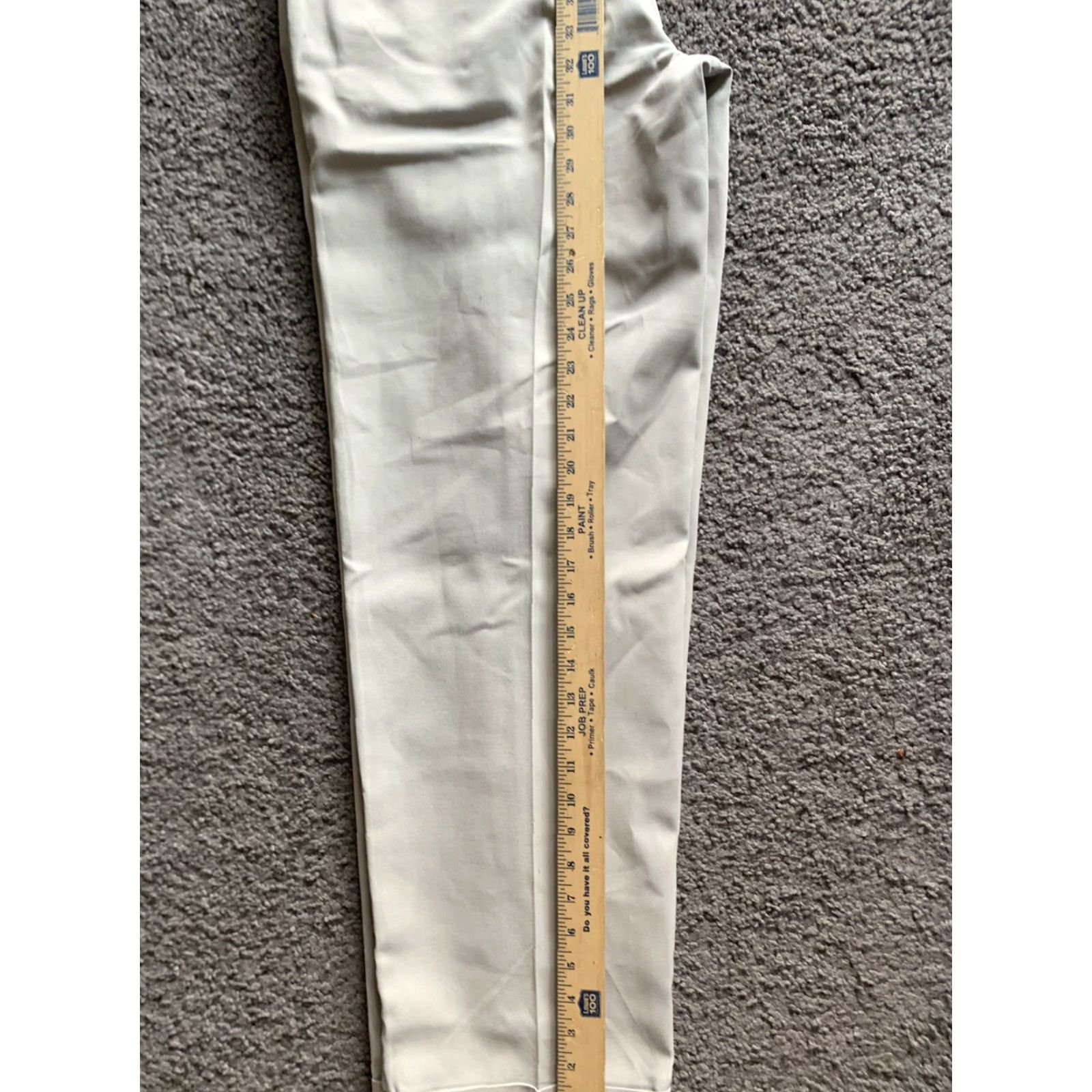 Tommy Hilfiger TOMMY HILFIGER Mens Beige Pleated Straight Leg Dress Pants 34x32 - Comfort, Breathable, Solid, American Designer Size US 34 / EU 50 - 8 Thumbnail