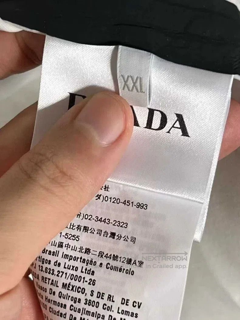 Prada Prada White Red Stripe Zip Hoodie. Size US XXL / EU 58 / 5 - 4 Thumbnail