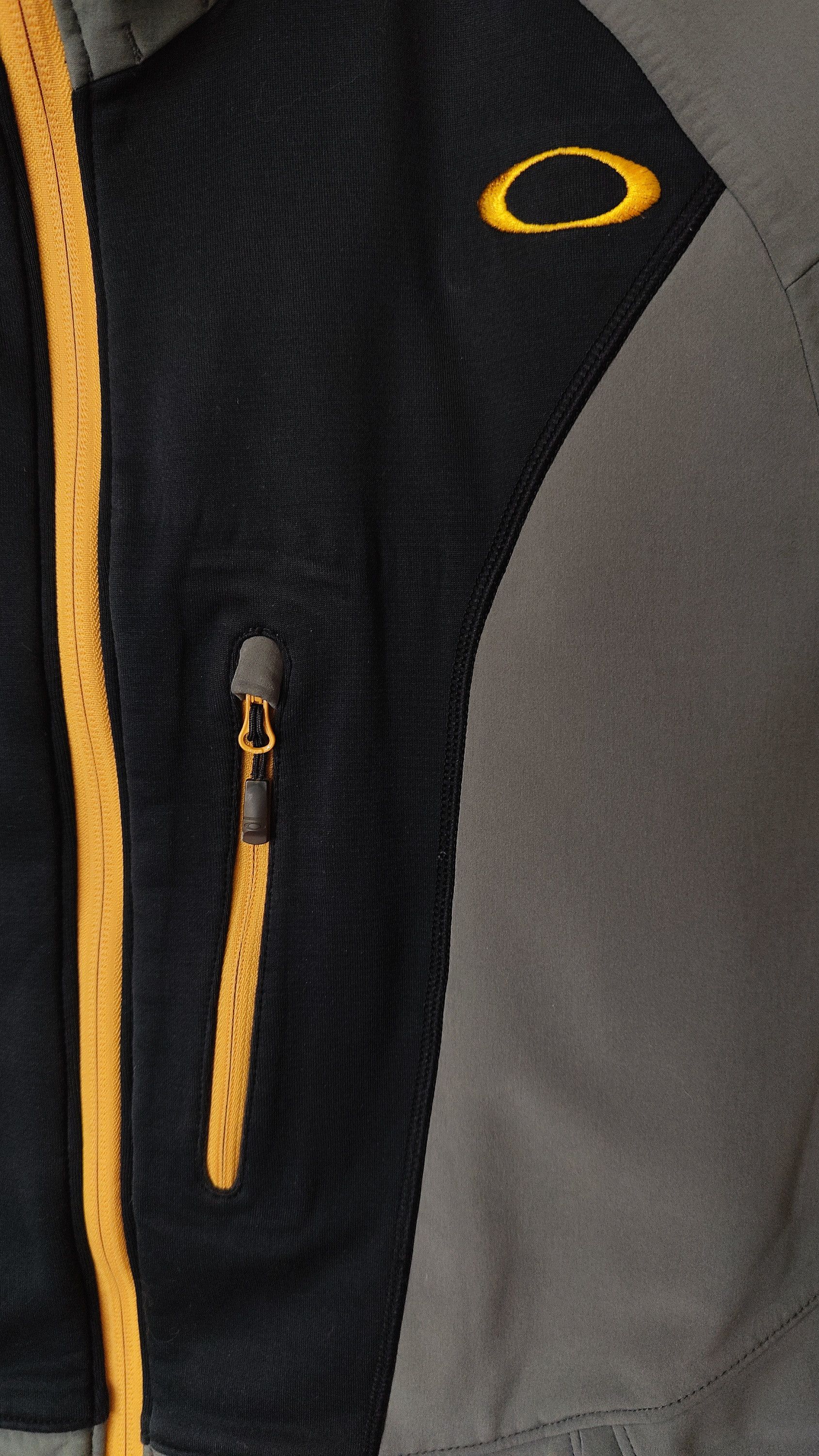 Oakley RARE Oakley VINTAGE Archival Softshell Polartec Jacket Size US L / EU 52-54 / 3 - 3 Thumbnail