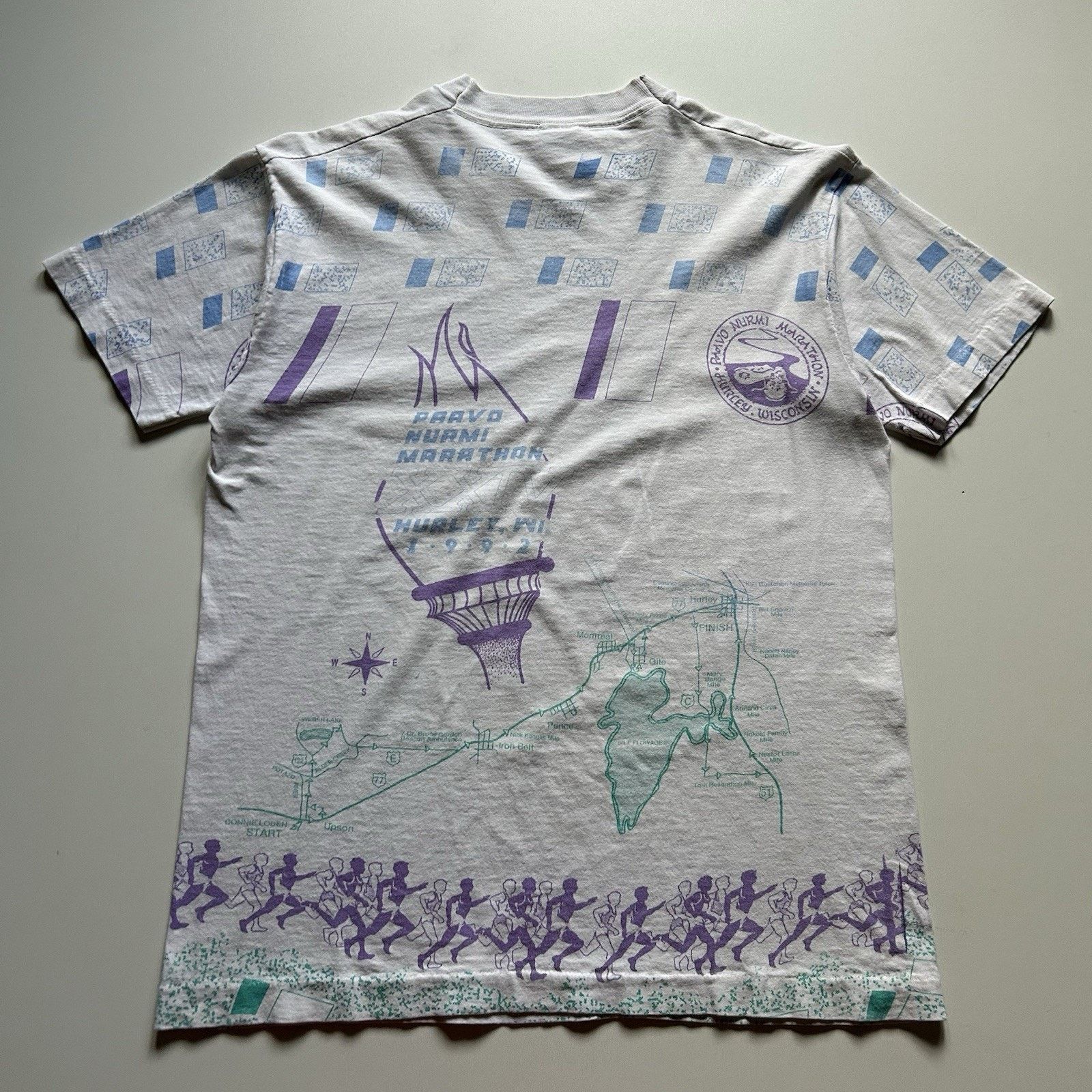 Fruit Of The Loom Vintage Marathon All Over Print T Shirt Medium 90s Art Rare Size US M / EU 48-50 / 2 - 4 Thumbnail
