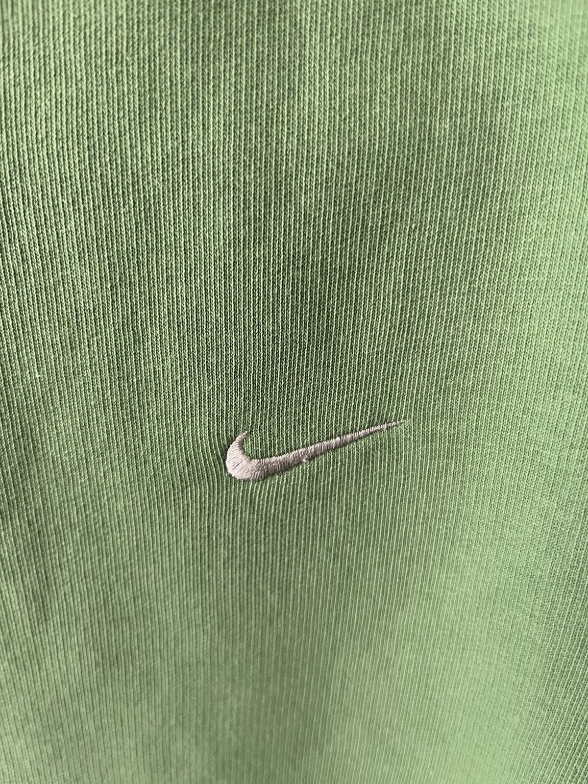 Nike Vintage Nike crewneck Size US L / EU 52-54 / 3 - 4 Thumbnail