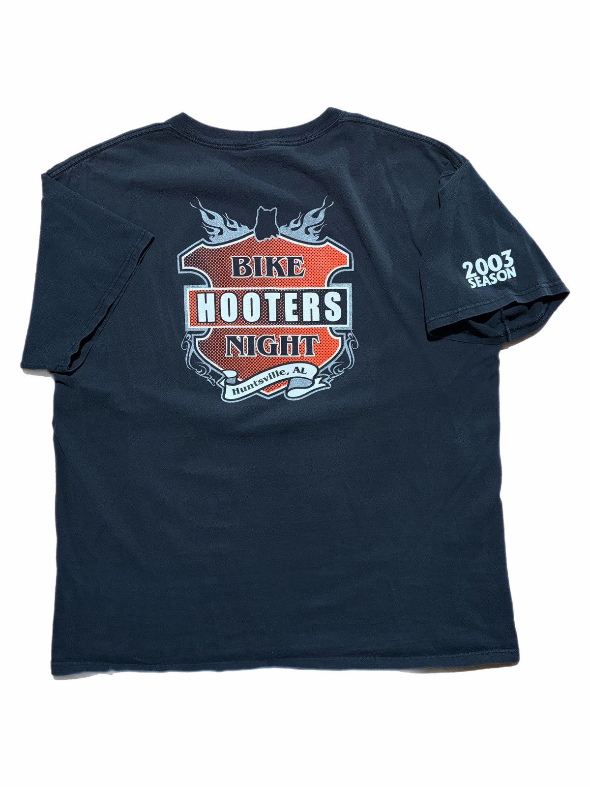 Other Vintage Hooters Bike Night Shirt 20th Anniversary 2000s Size US XL / EU 56 / 4 - 1 Thumbnail