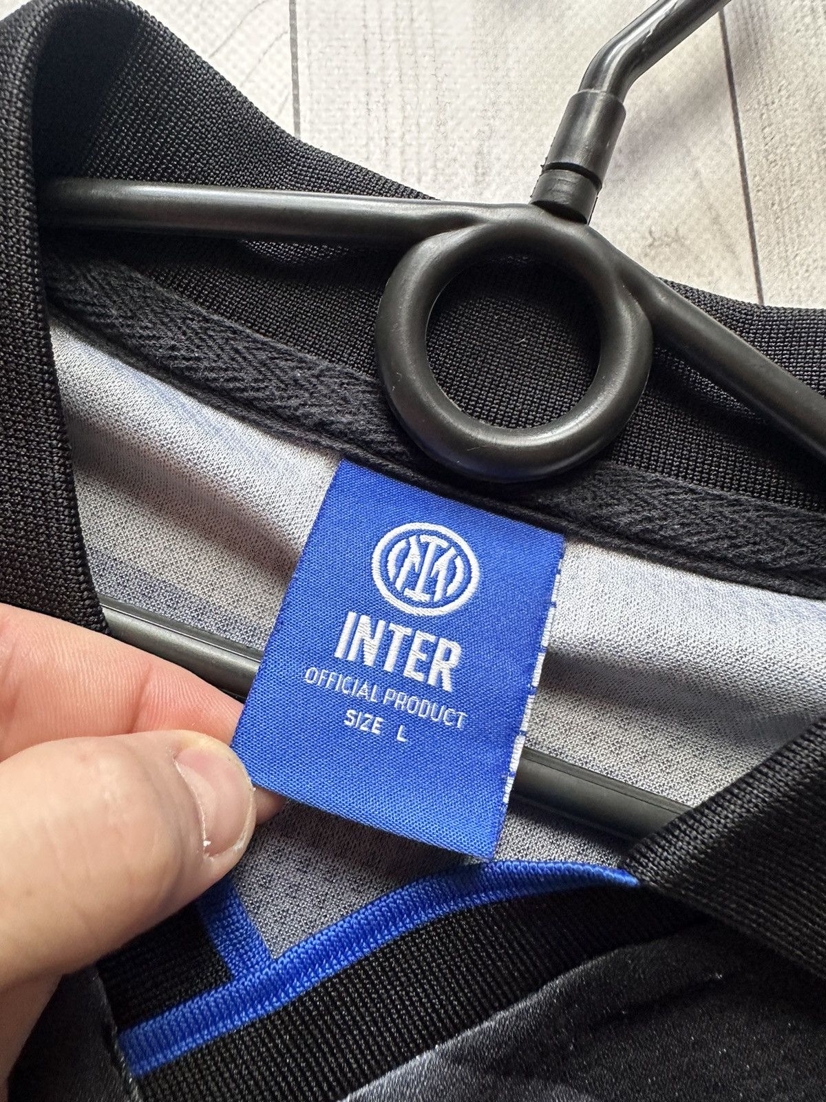 Vintage Vintage inter Milan soccer jersey striped size L Size US L / EU 52-54 / 3 - 5 Thumbnail