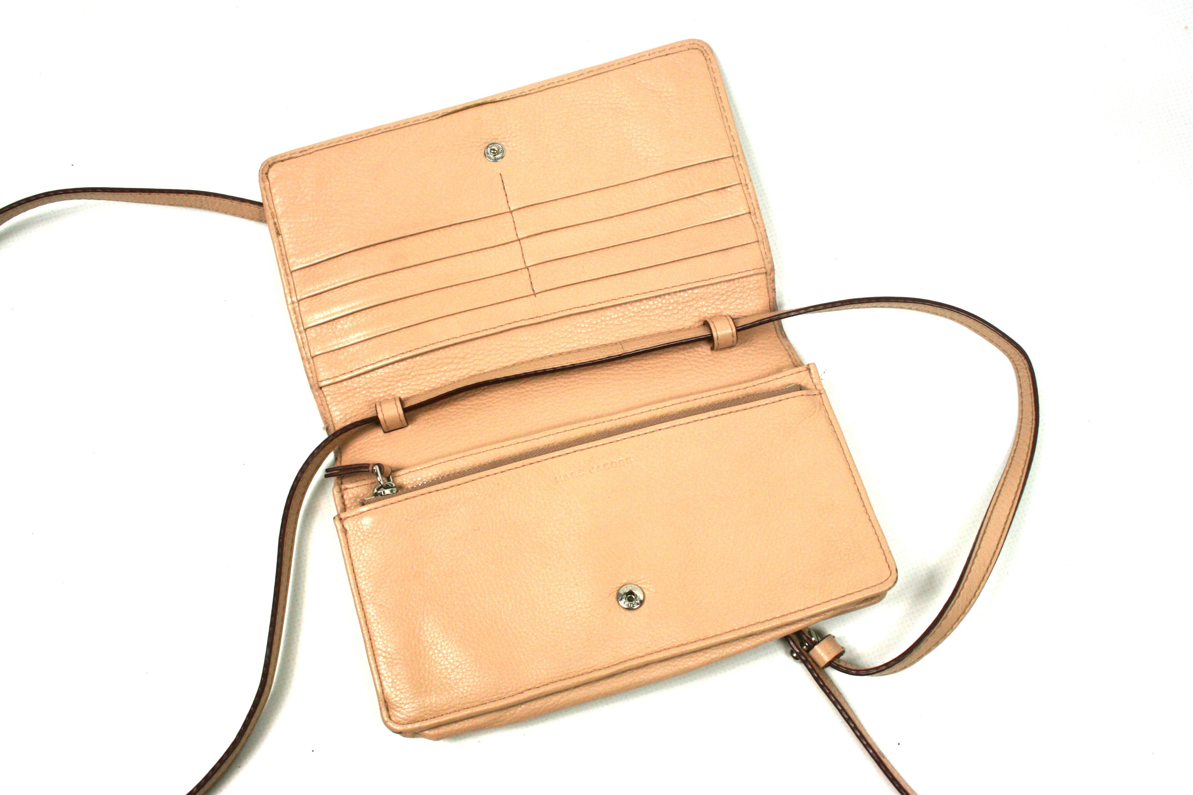 Marc Jacobs Crossbody Leather Strap Wallet Mini Bag Size ONE SIZE - 9 Thumbnail