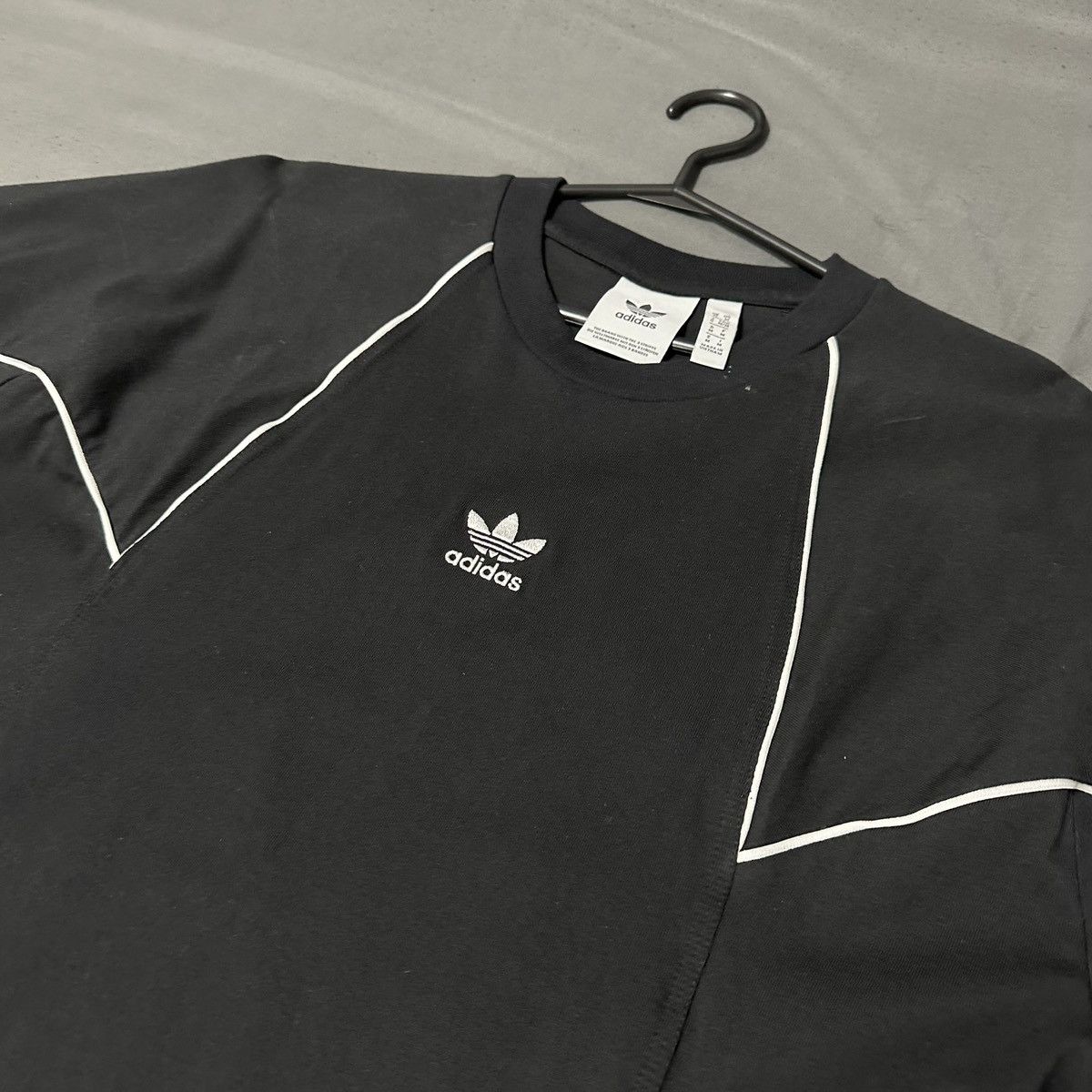 Adidas ADIDAS TEE Size US M / EU 48-50 / 2 - 3 Thumbnail