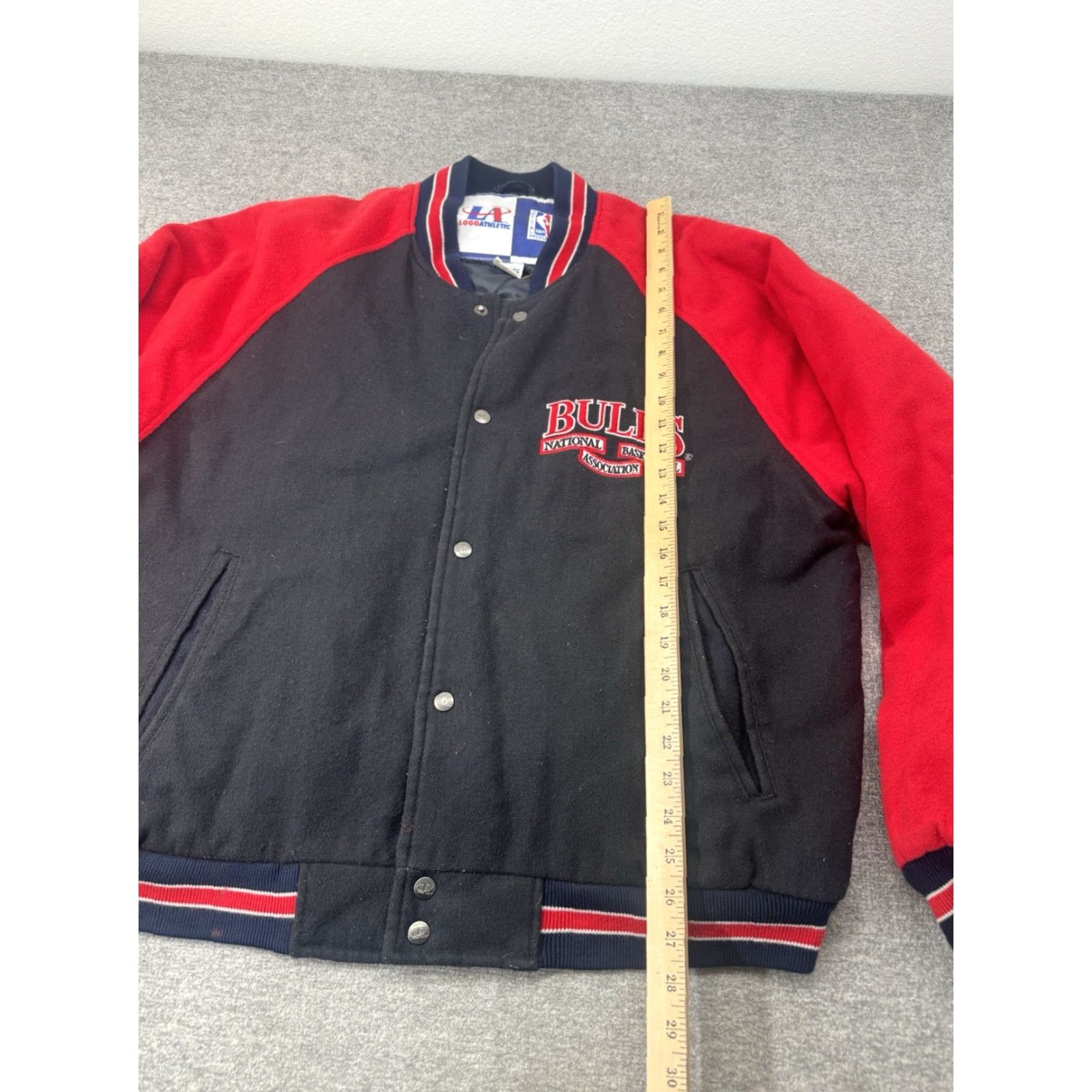 Logo Athletic VINTAGE Chicago Bulls NBA Logo Athletic Jacket Mens XL Black Red Full Zip Size US XL / EU 56 / 4 - 7 Thumbnail