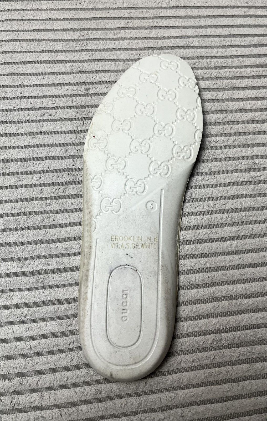 Gucci Gucci Ace Bee Leather Sneakers 00s Size US 6.5 / EU 39-40 - 17 Thumbnail