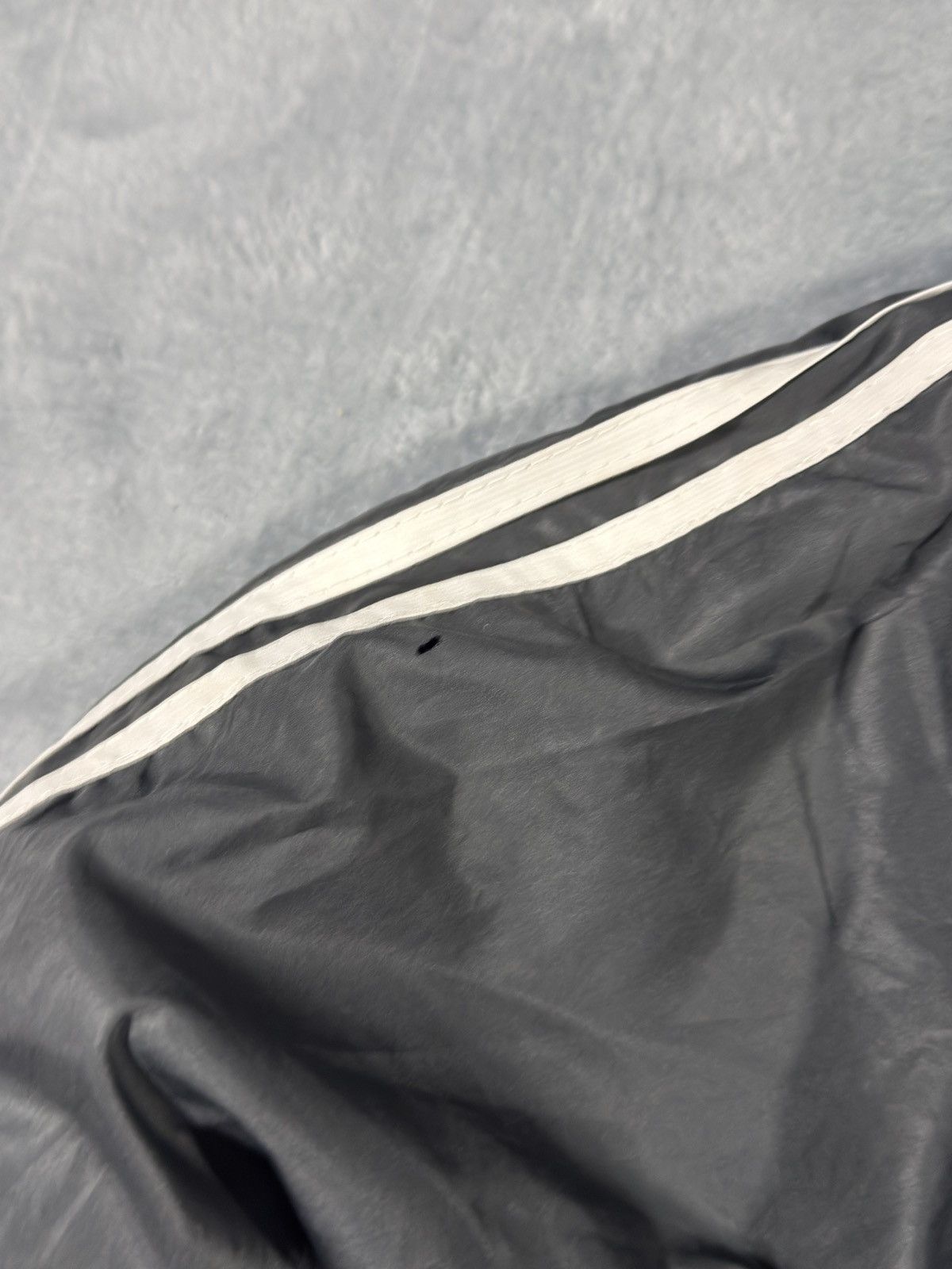 Adidas track jacket Windbreaker Adidas Vintage Retro 90s taglia L Size US L / EU 52-54 / 3 - 7 Thumbnail