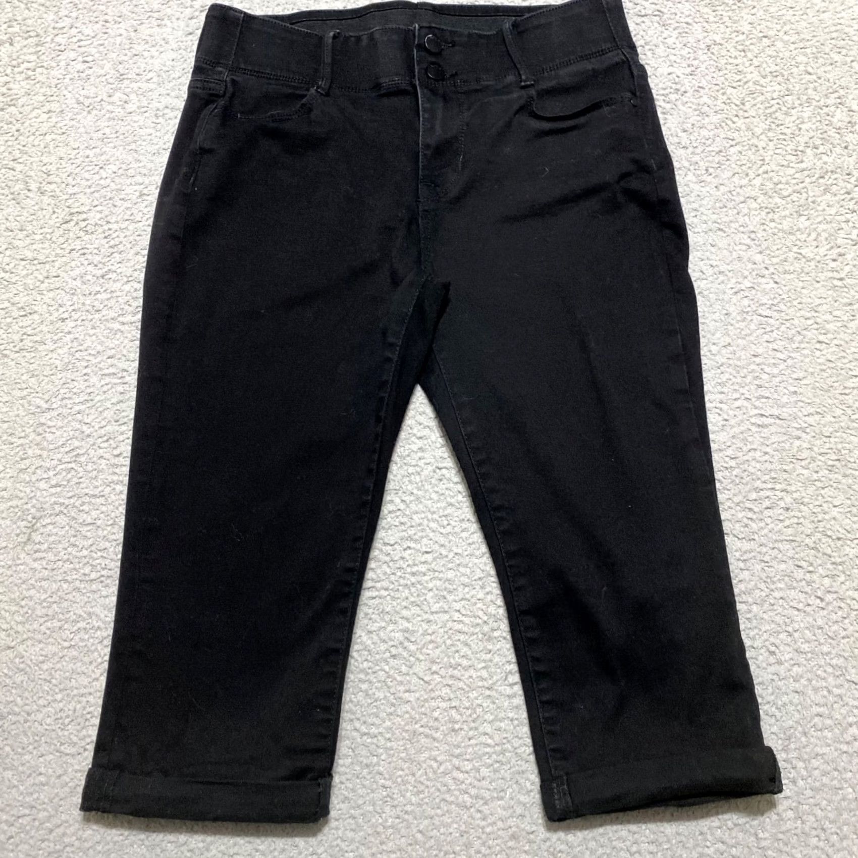 Apt. 9 Apt. 9 Jeans Capris Black Dark Wash Mid Rise Petite 12P 5-Pocket Denim Regular Womens Capris Jeans Size 34" / US 12 / IT 48 - 2 Thumbnail