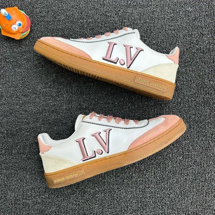 Louis Vuitton Louis Vuitton Frontrow Leather Low-top Sneakers -2508 Size US 6 / IT 36 - 3 Thumbnail
