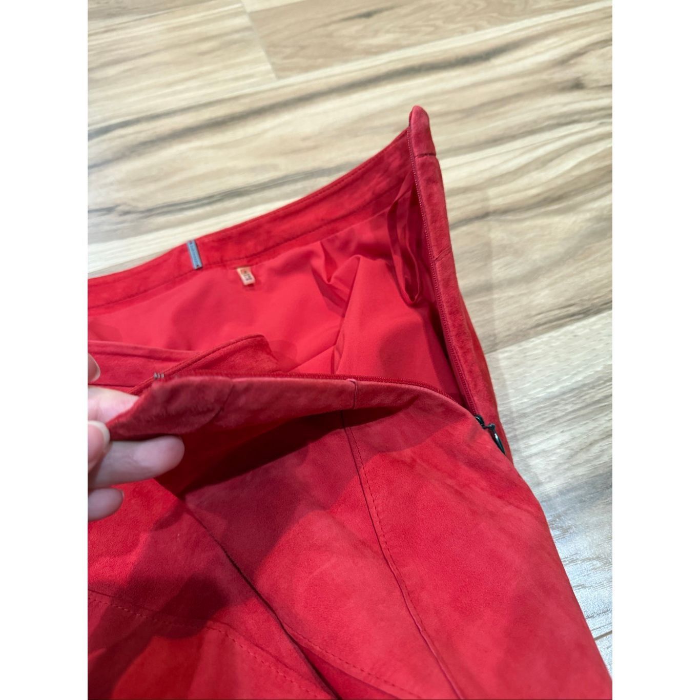 Elie Tahari Elie Tahari lamb suede leather pencil skirt size 10 medium Size 32" / US 10 / IT 46 - 5 Thumbnail