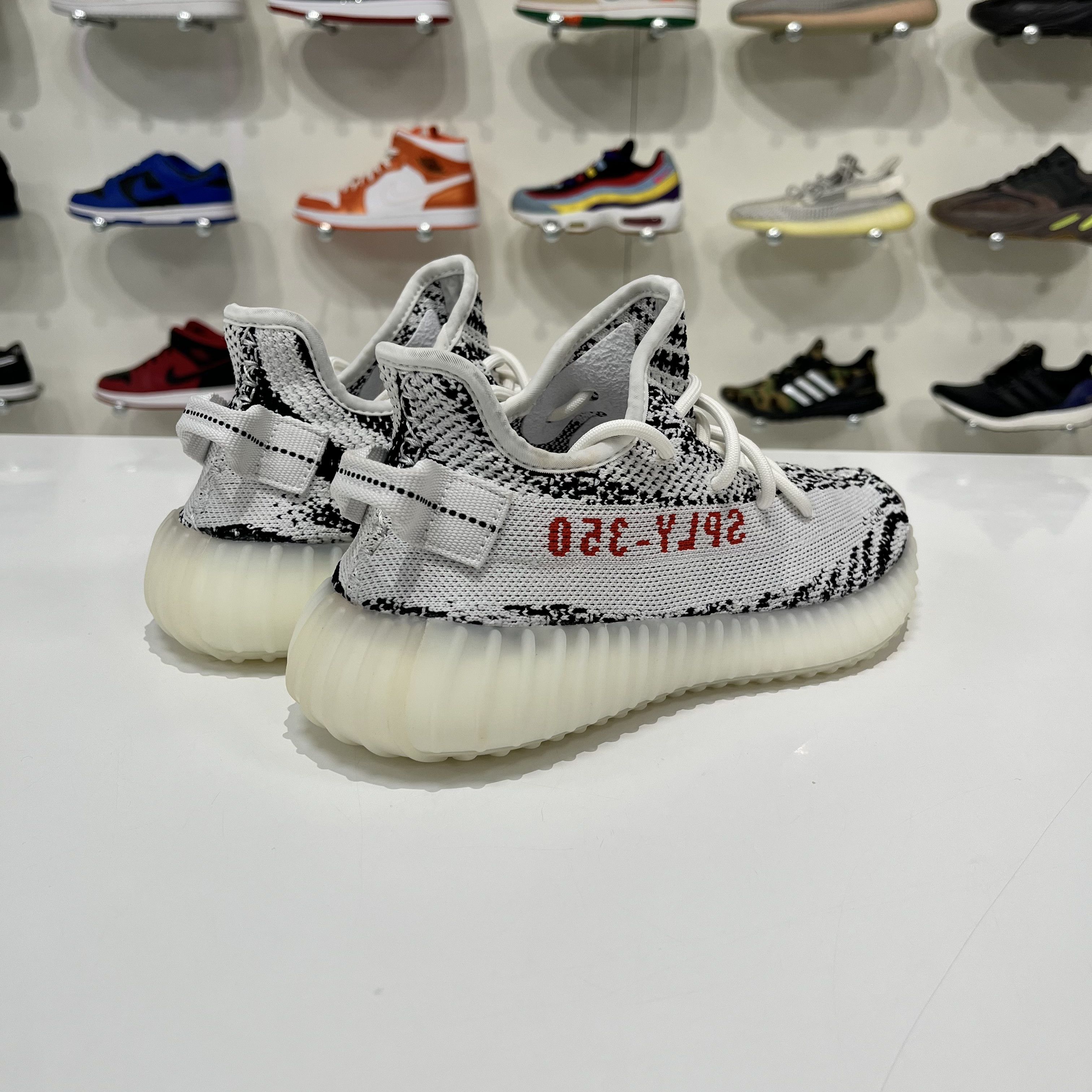 Adidas Adidas Yeezy Boost 350 V2 Zebra Size US 5.5 / EU 38 - 6 Thumbnail